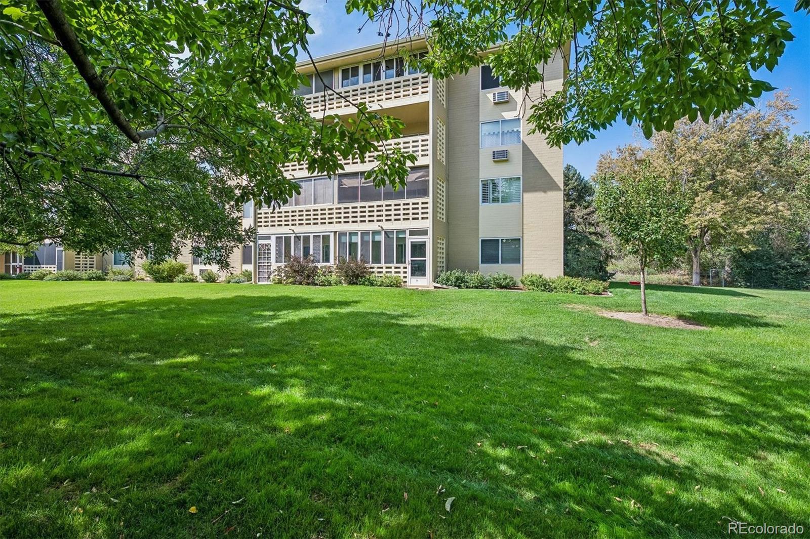 MLS Image #15 for 635 s alton way,denver, Colorado