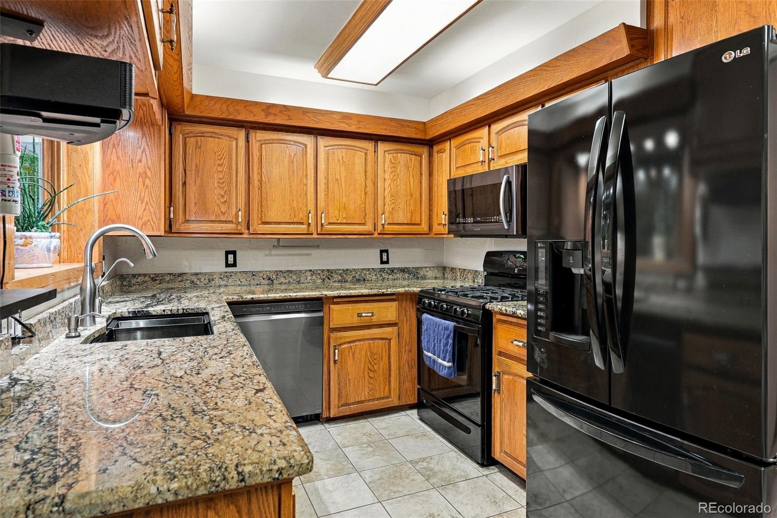 MLS Image #18 for 12380 w 20th avenue,lakewood, Colorado