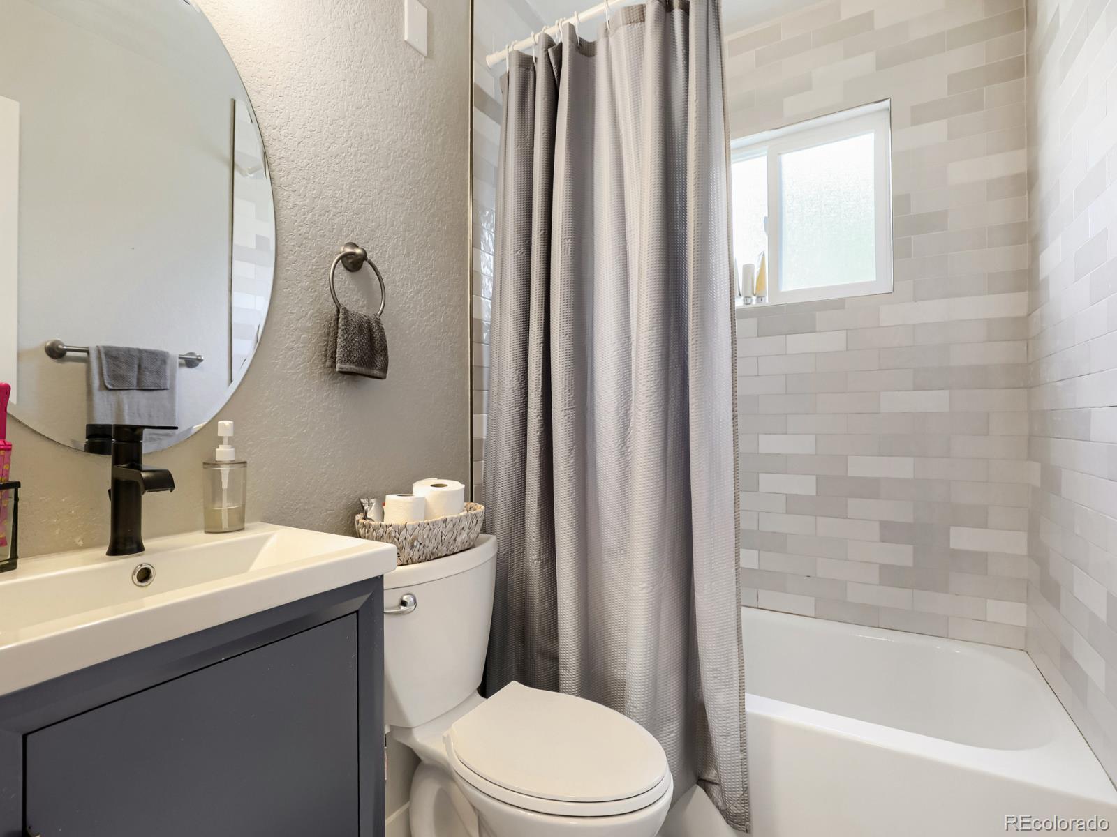 MLS Image #12 for 7930  niagara street,commerce city, Colorado