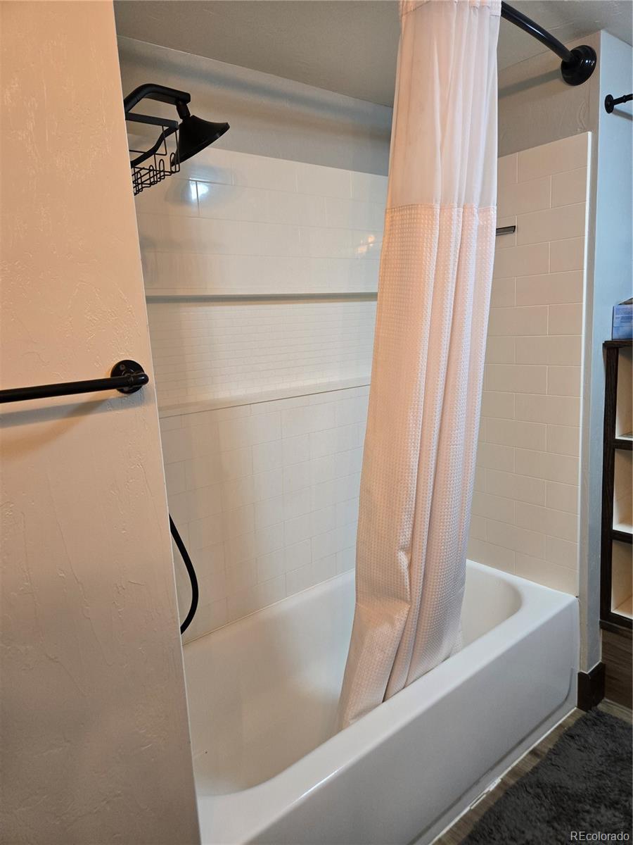 MLS Image #9 for 348  11th street,burlington, Colorado