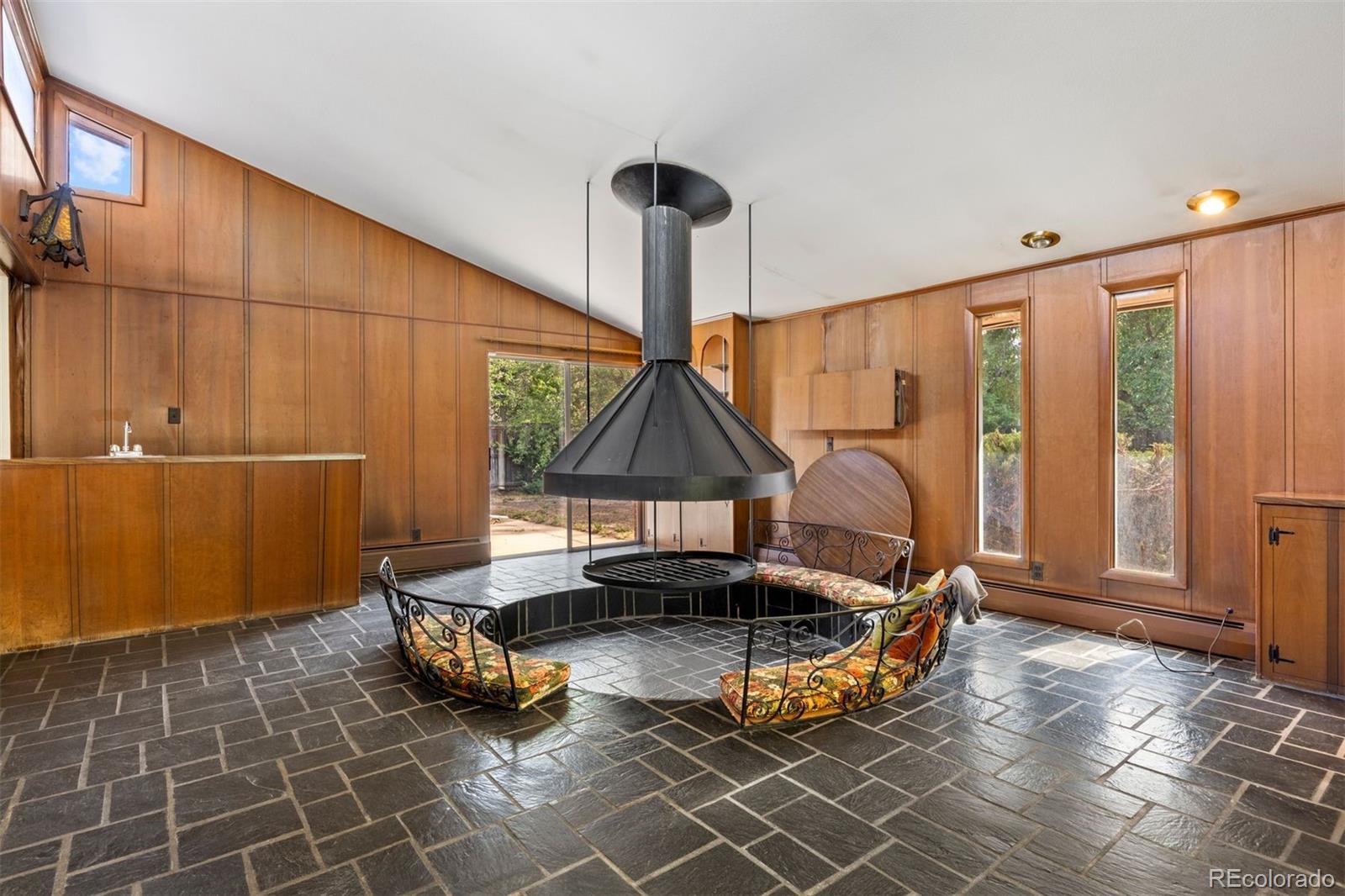 MLS Image #11 for 586 s olive way,denver, Colorado