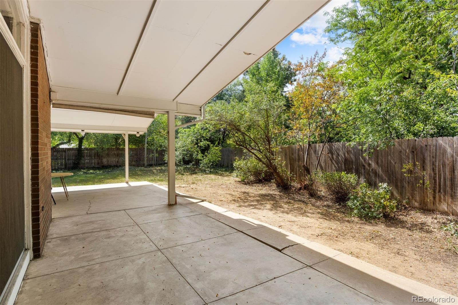 MLS Image #21 for 586 s olive way,denver, Colorado