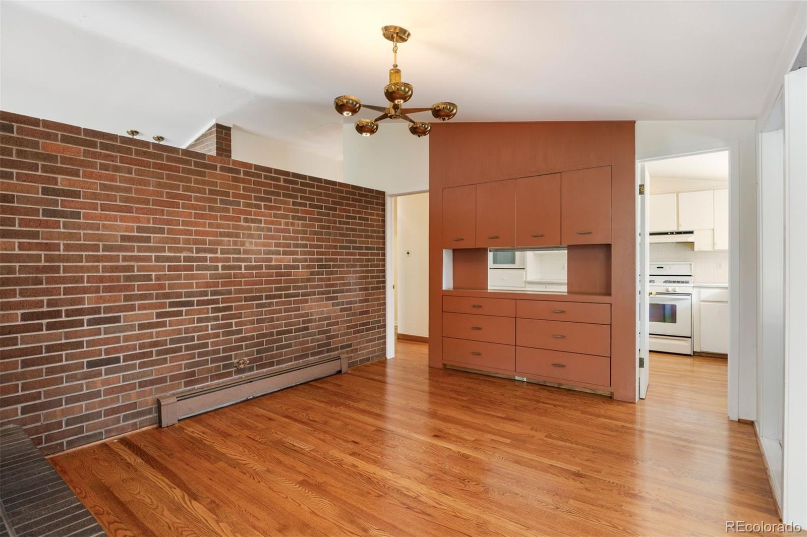 MLS Image #4 for 586 s olive way,denver, Colorado