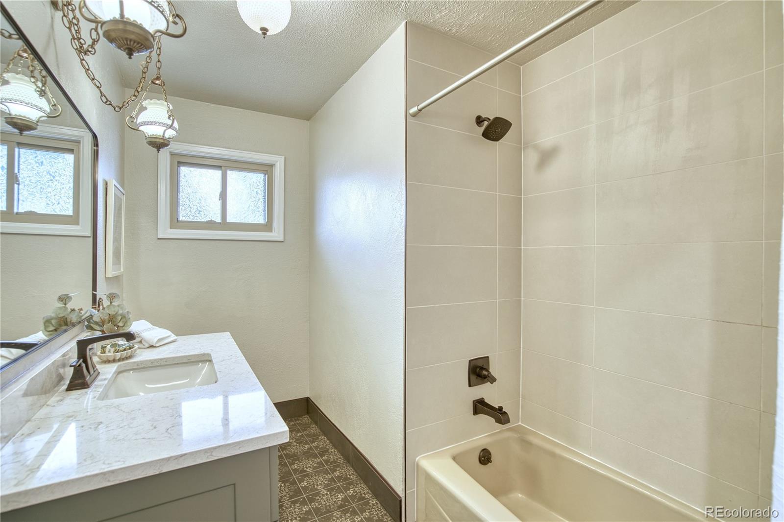 MLS Image #16 for 612  columbia road,fort collins, Colorado