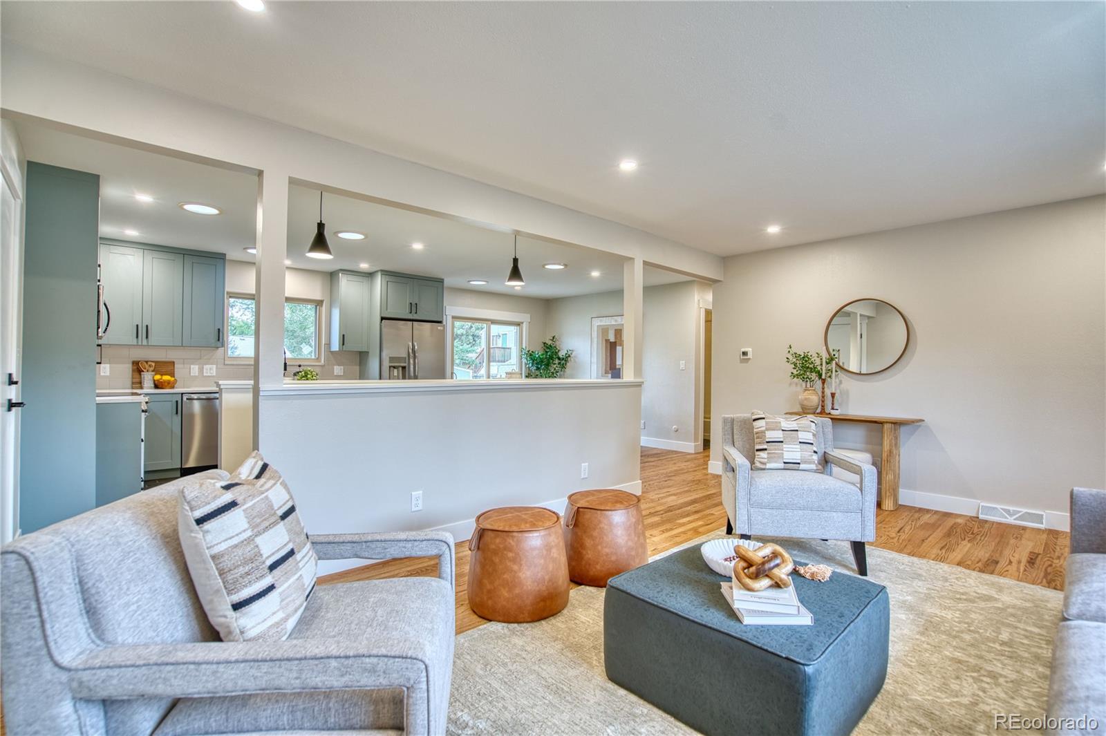 MLS Image #4 for 612  columbia road,fort collins, Colorado