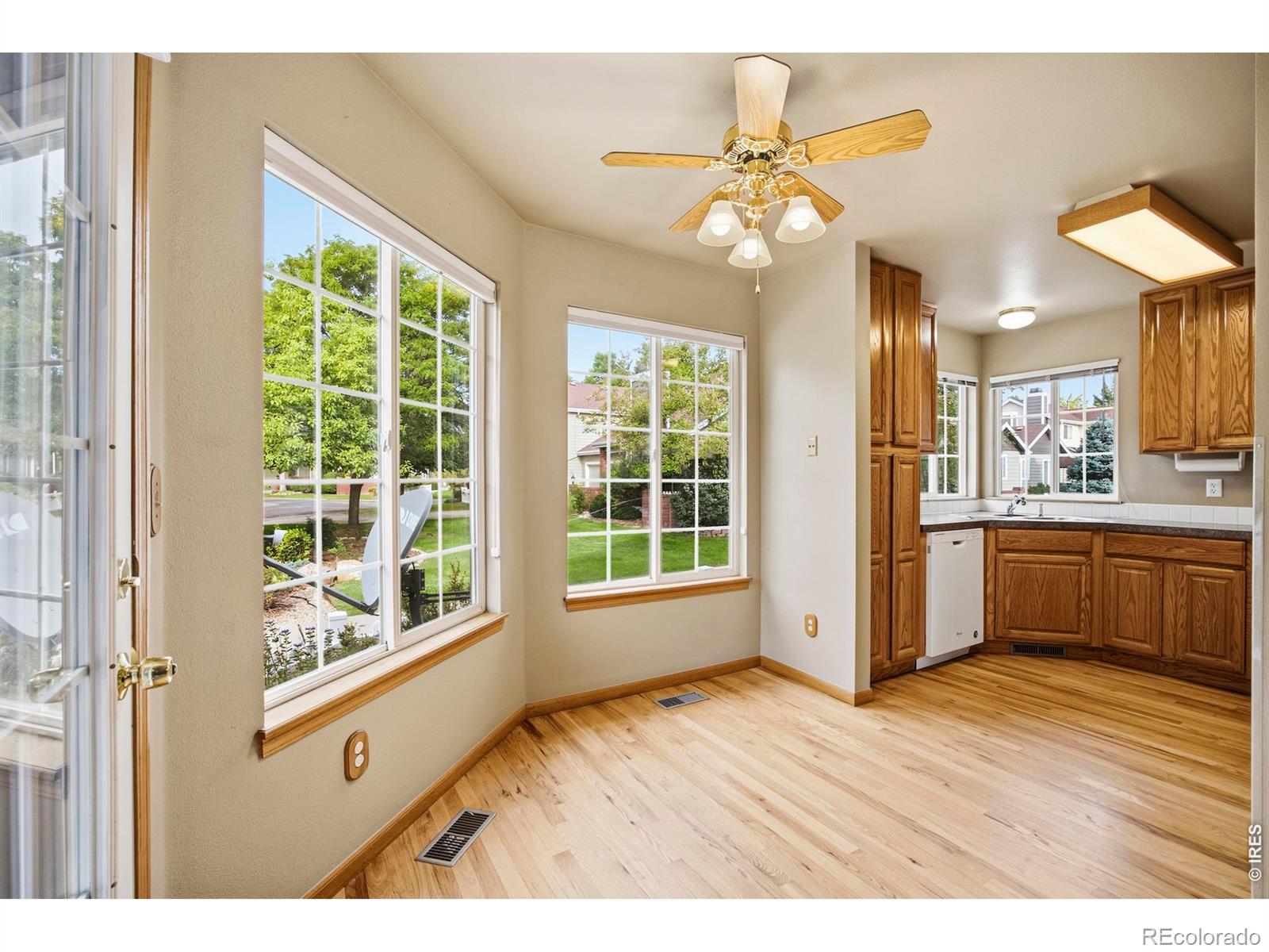 MLS Image #10 for 932  richmond drive,fort collins, Colorado