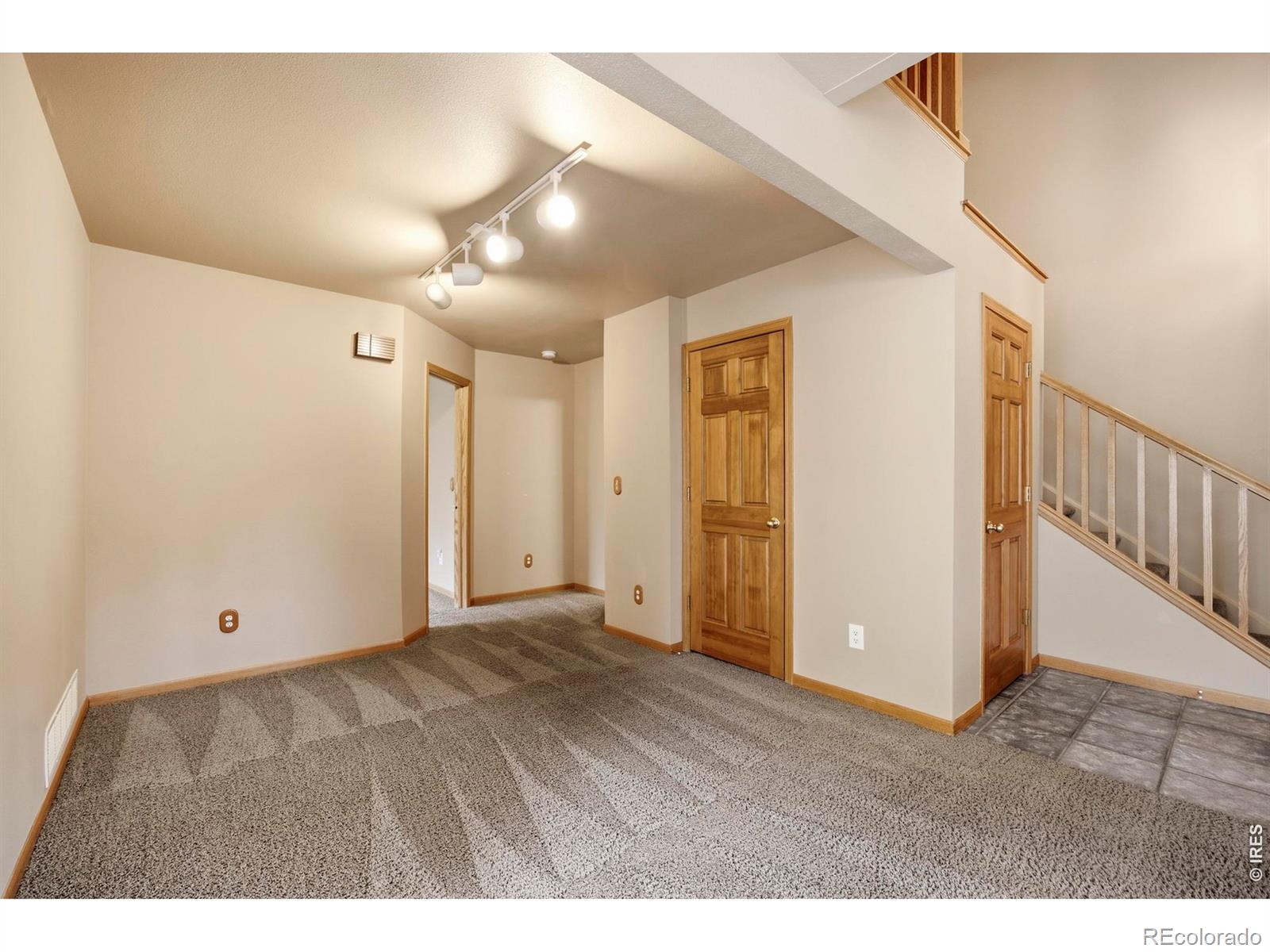 MLS Image #17 for 932  richmond drive,fort collins, Colorado