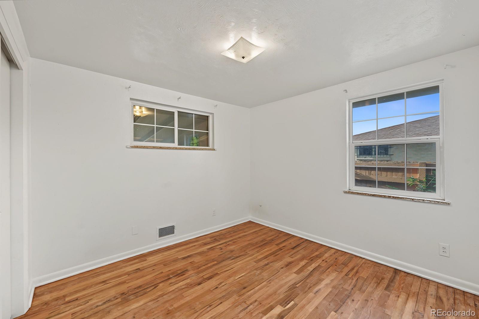 MLS Image #13 for 1011 s decatur street,denver, Colorado