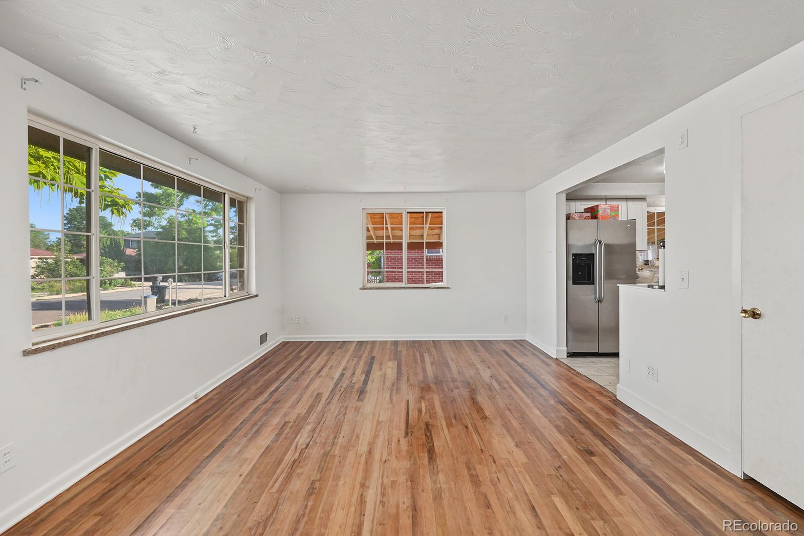 MLS Image #4 for 1011 s decatur street,denver, Colorado