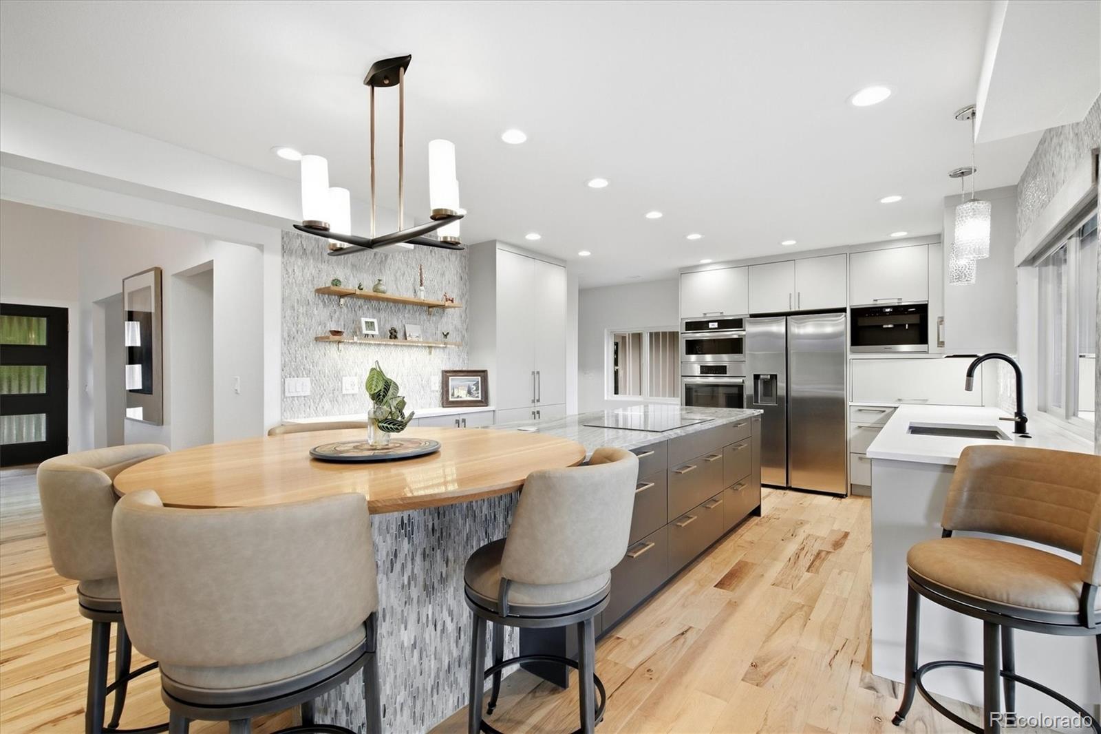 MLS Image #13 for 7371 s madison circle,centennial, Colorado