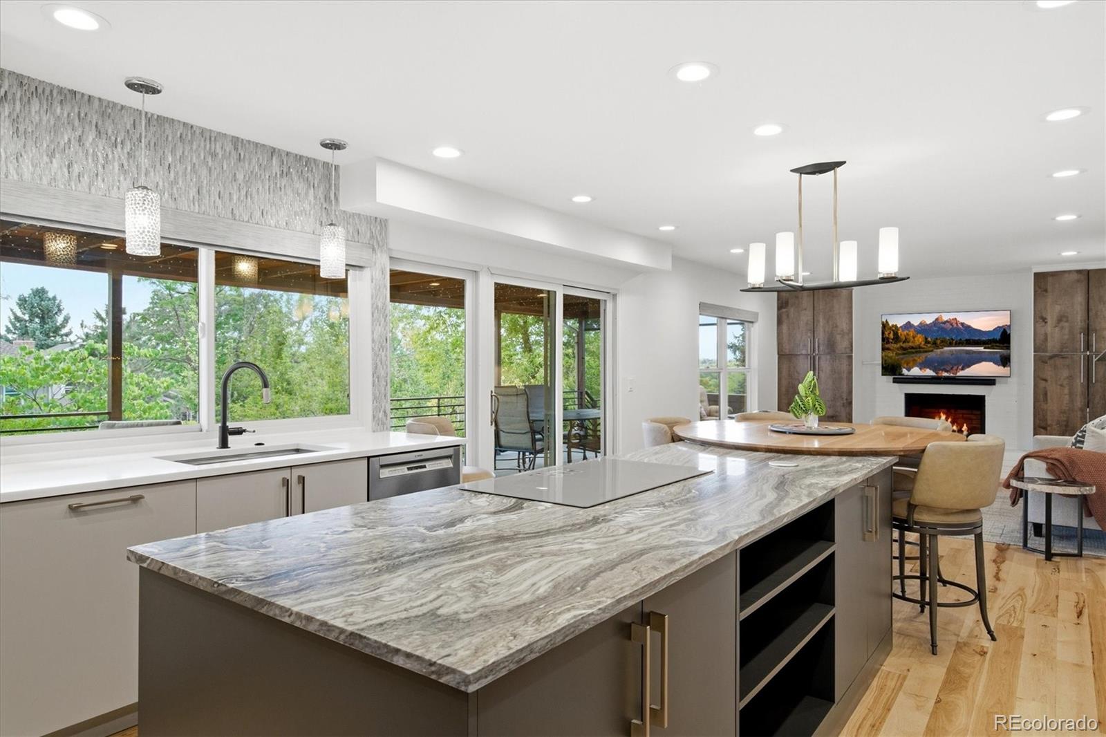 MLS Image #16 for 7371 s madison circle,centennial, Colorado
