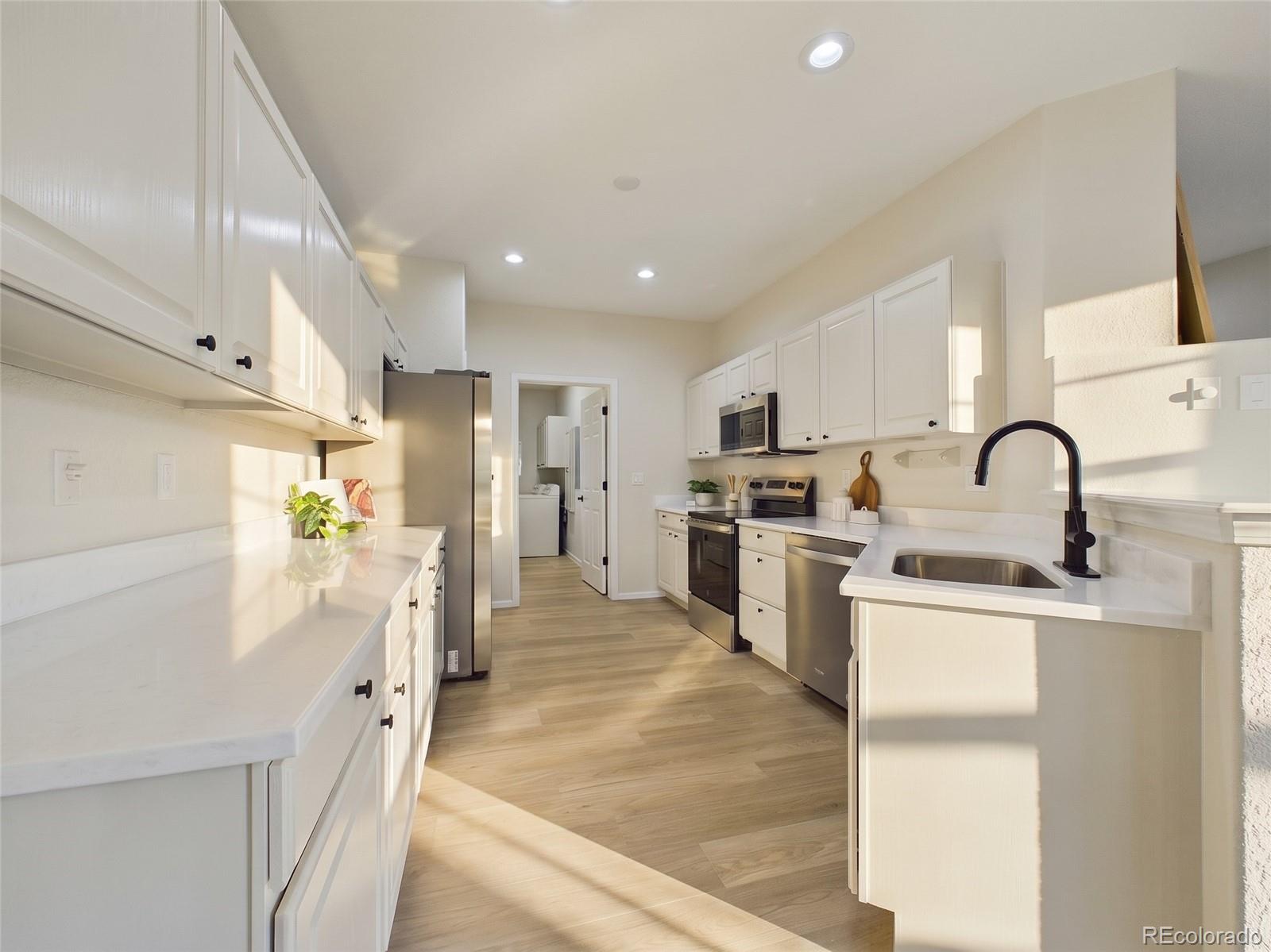 MLS Image #13 for 13706  legend trail,broomfield, Colorado