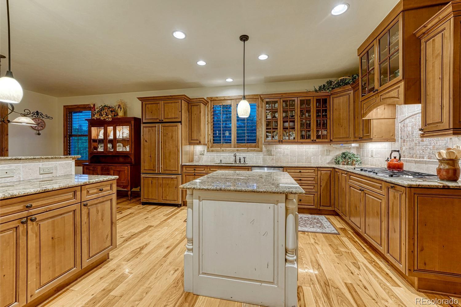 MLS Image #10 for 2713  hawk point court,castle rock, Colorado