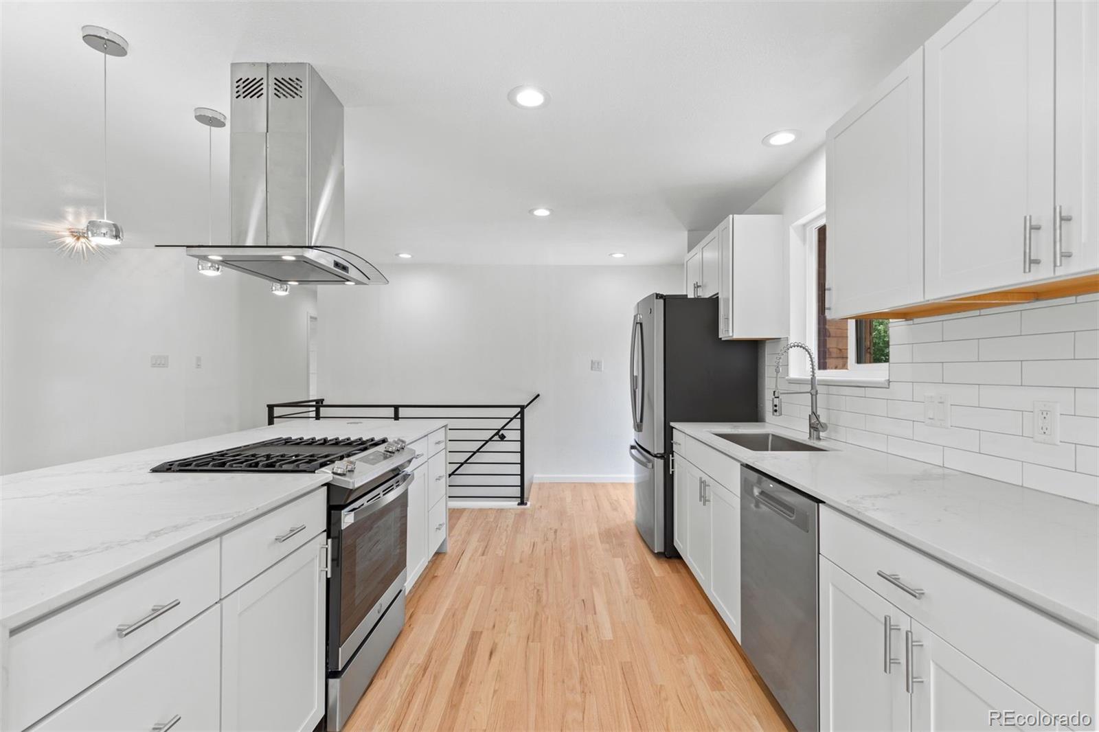 MLS Image #14 for 380 s holly street,denver, Colorado