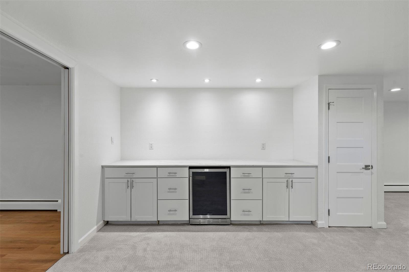 MLS Image #33 for 380 s holly street,denver, Colorado