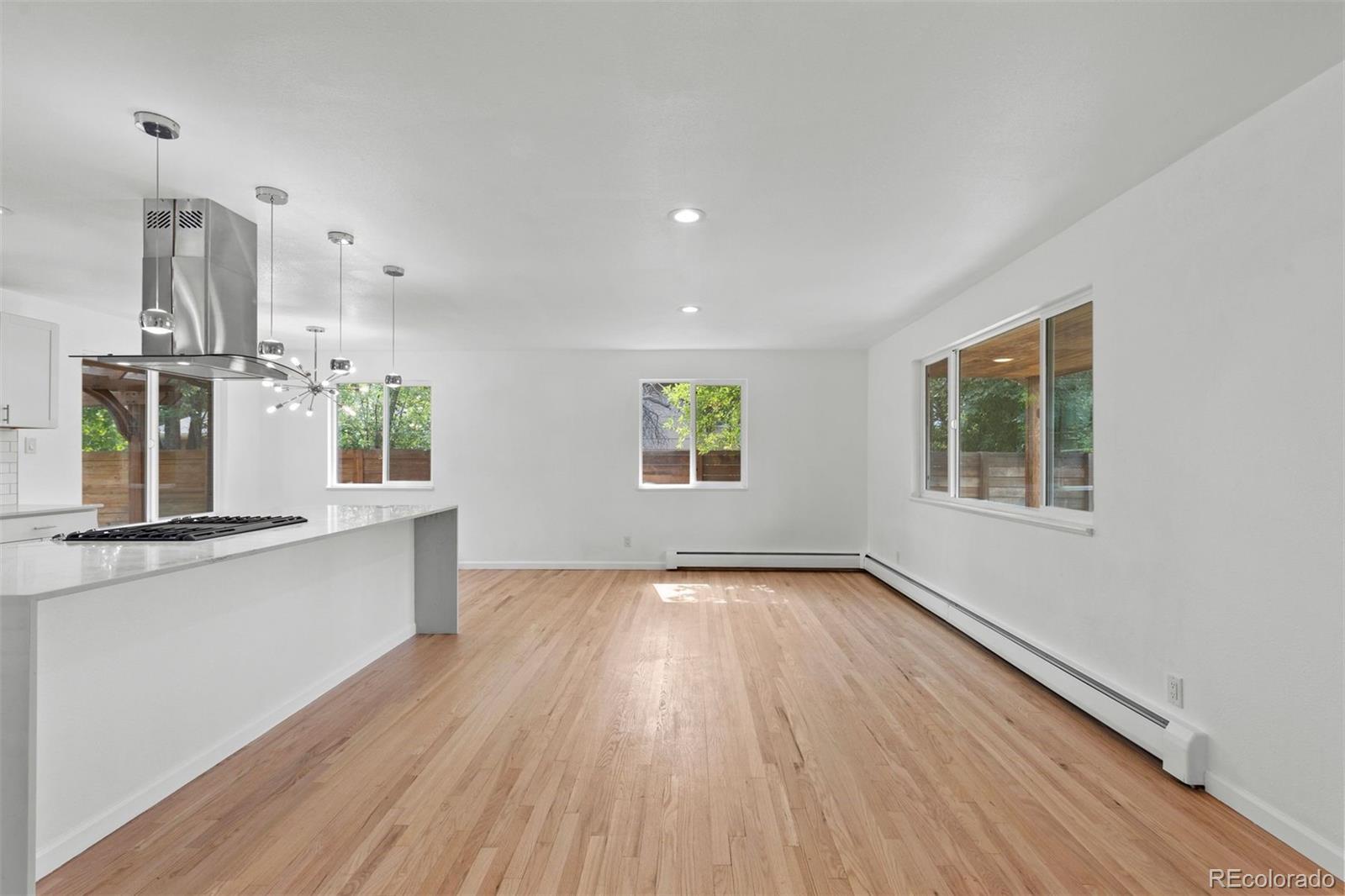 MLS Image #6 for 380 s holly street,denver, Colorado