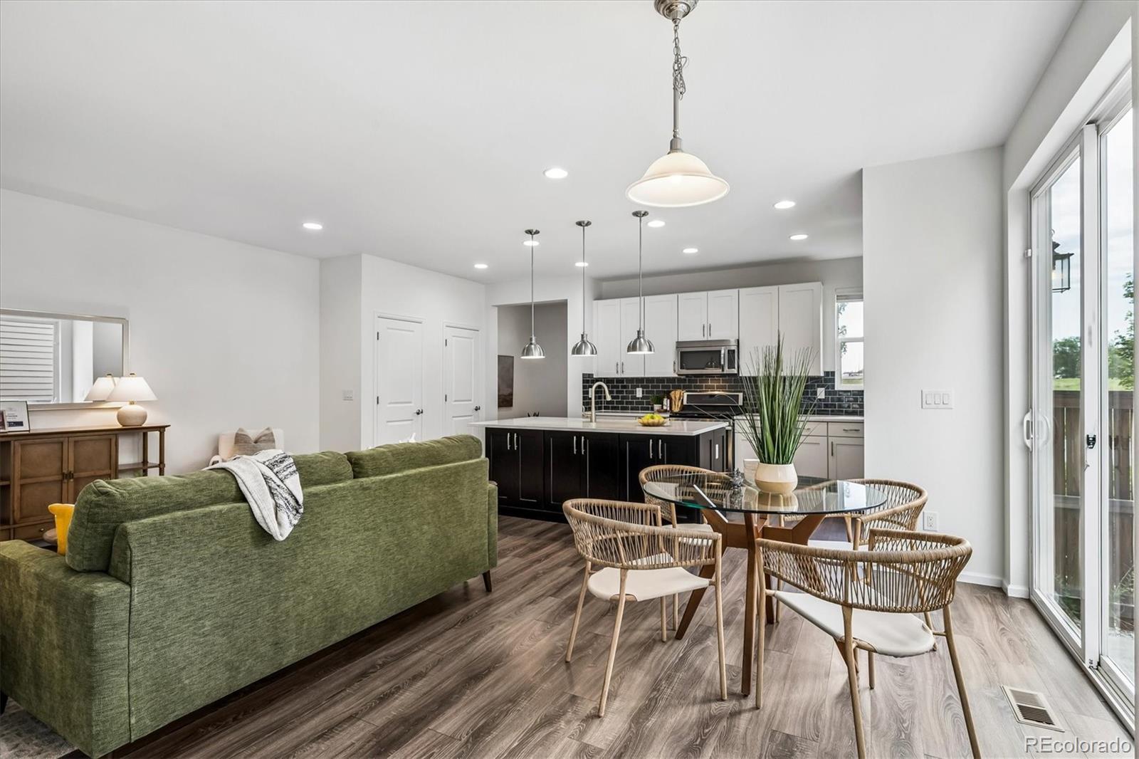 MLS Image #16 for 5167  clinton street ,denver, Colorado