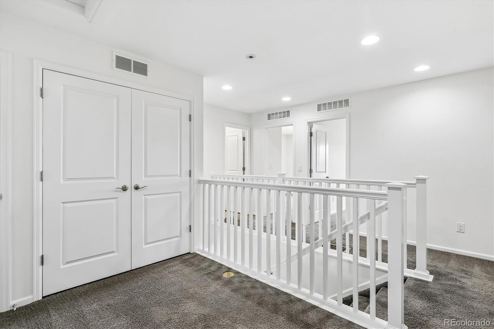 MLS Image #19 for 5167  clinton street ,denver, Colorado