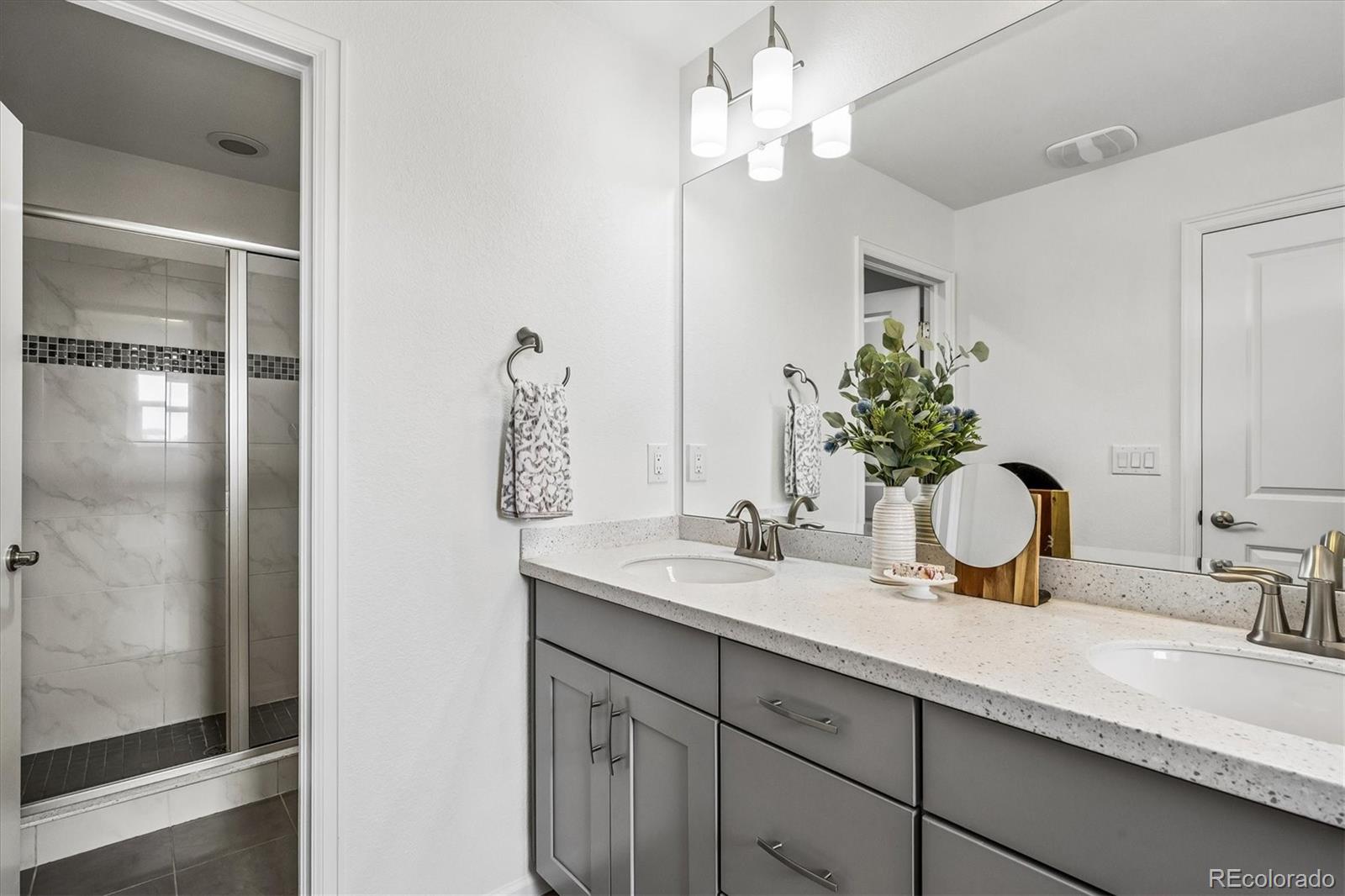 MLS Image #23 for 5167  clinton street ,denver, Colorado