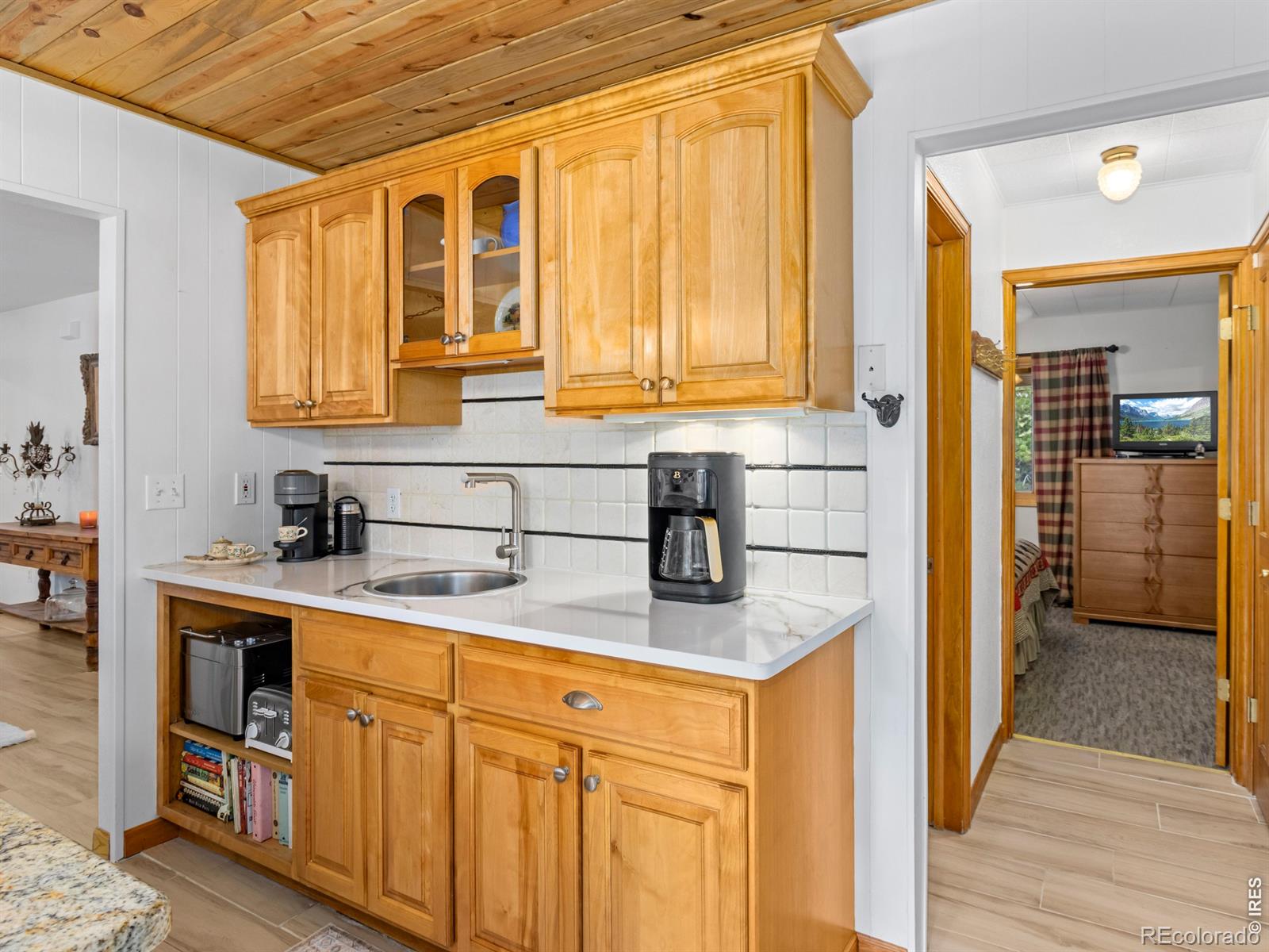 MLS Image #34 for 11982  peak to peak drive,allenspark, Colorado