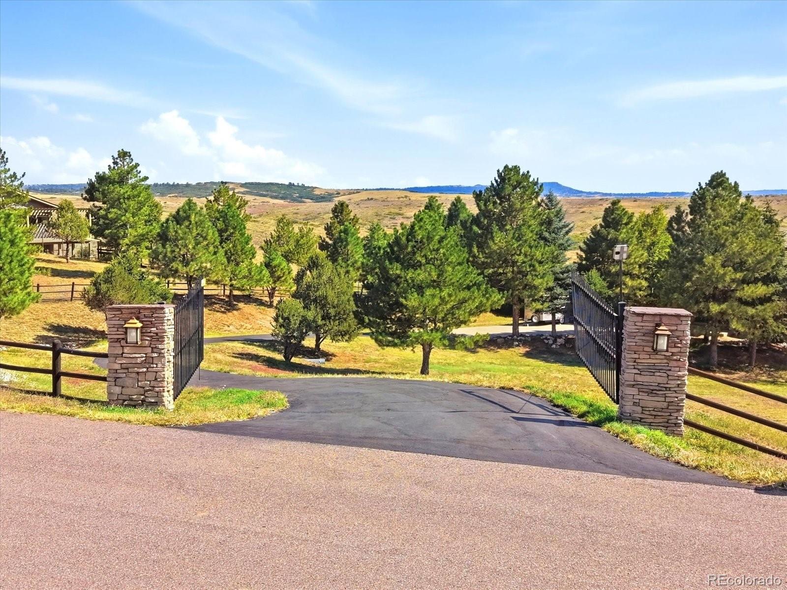 MLS Image #1 for 6040 w lakeside court,littleton, Colorado