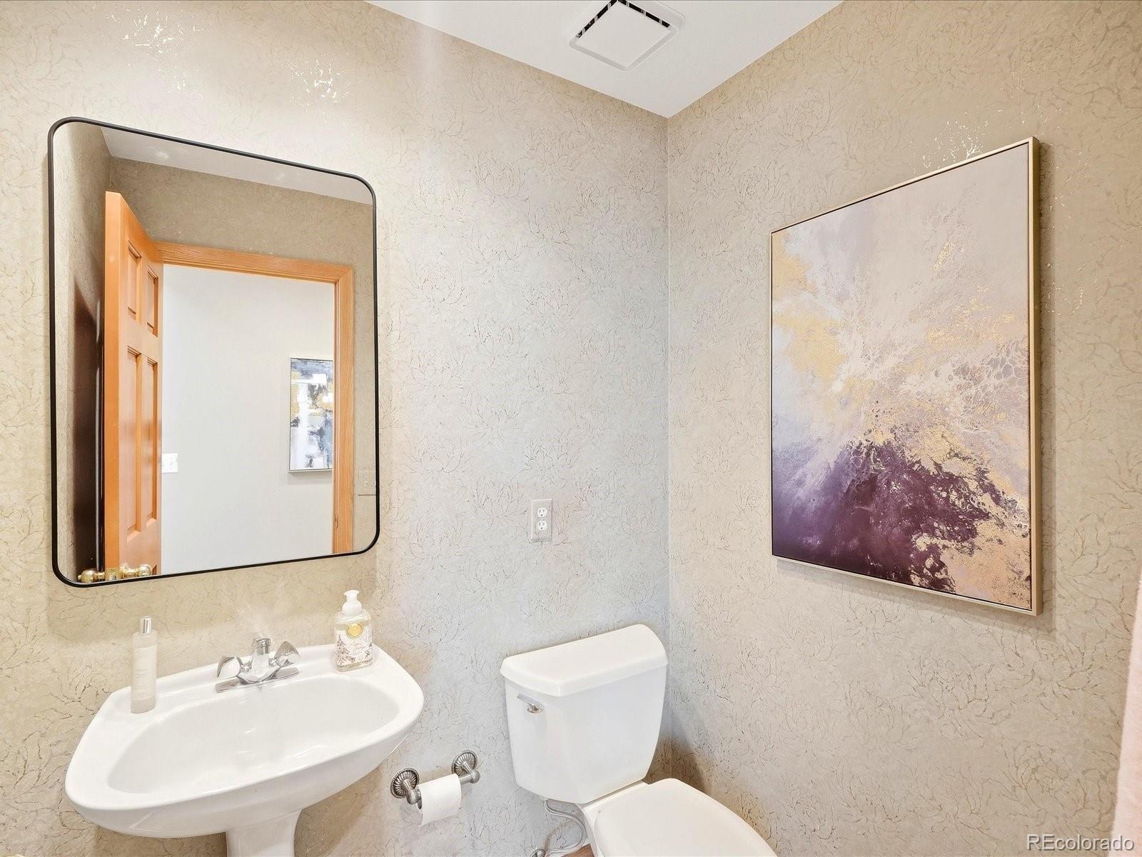 MLS Image #15 for 6040 w lakeside court,littleton, Colorado