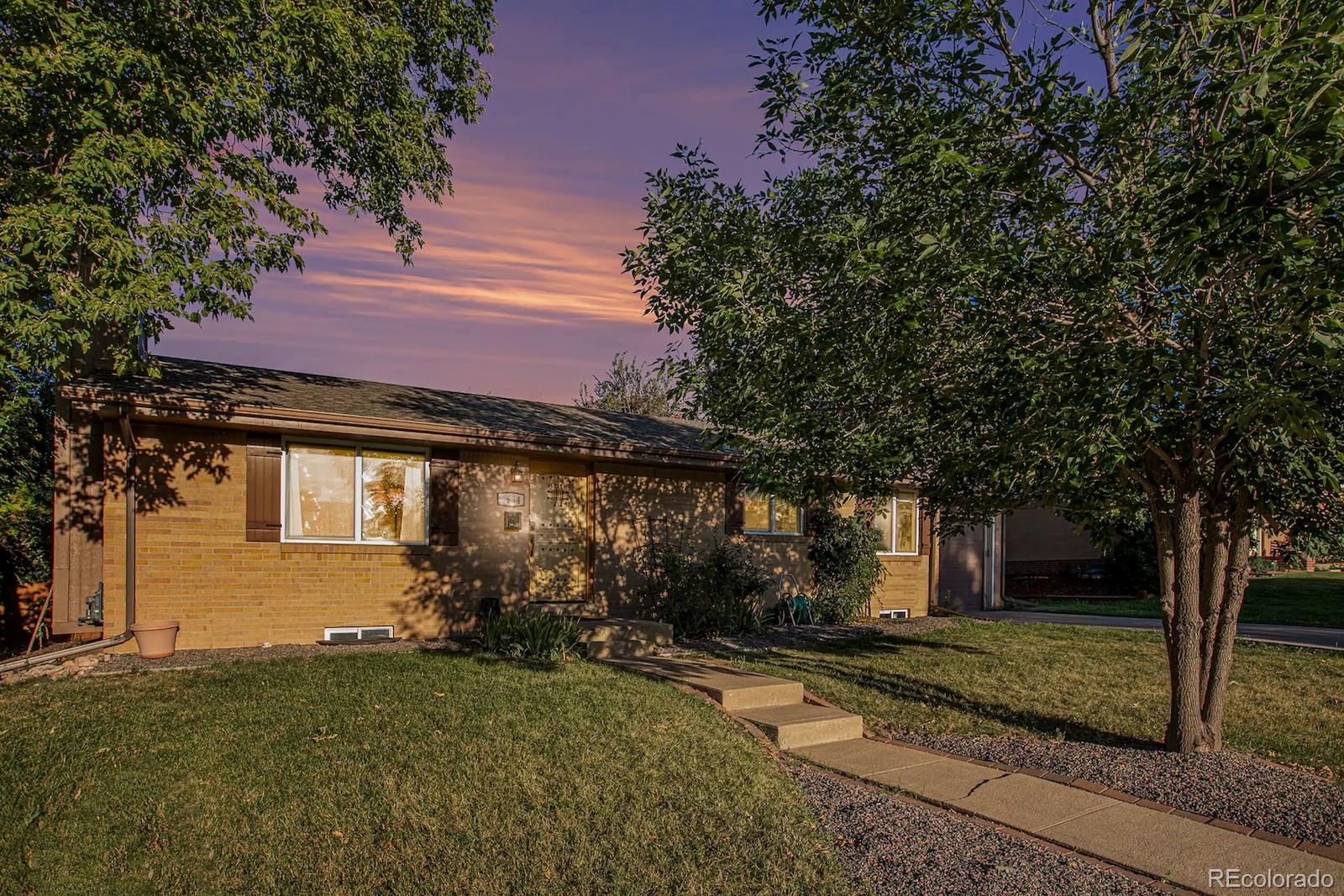 MLS Image #0 for 6634 s penrose court,centennial, Colorado