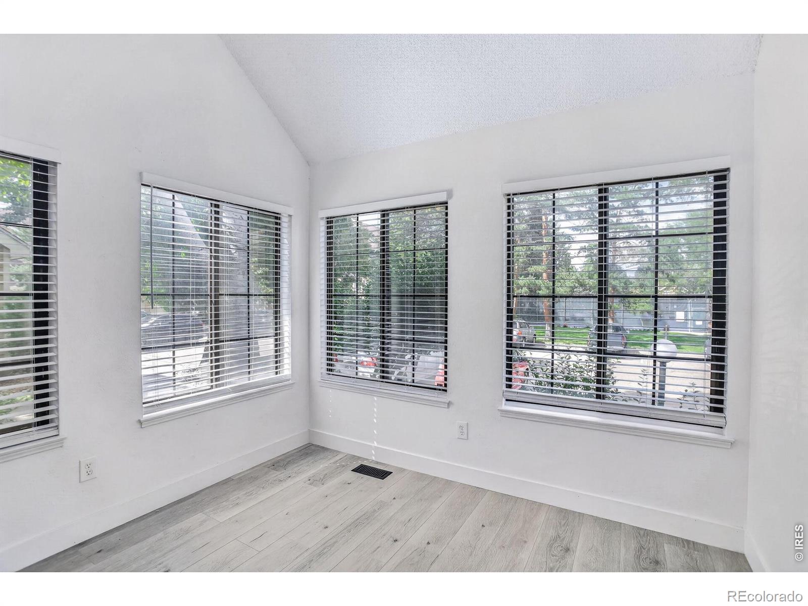 MLS Image #16 for 4745  white rock circle,boulder, Colorado