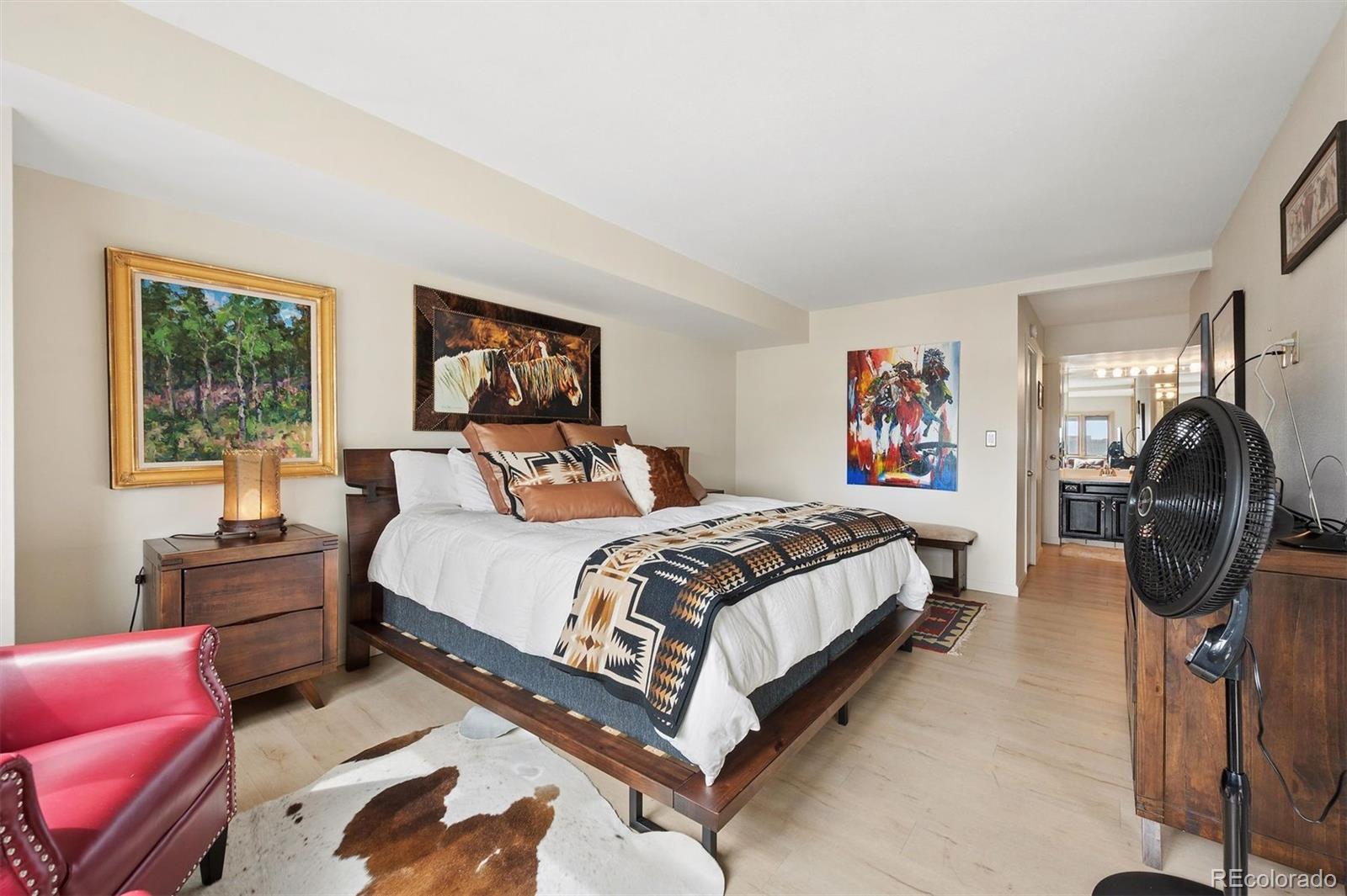 MLS Image #17 for 1551  larimer street,denver, Colorado