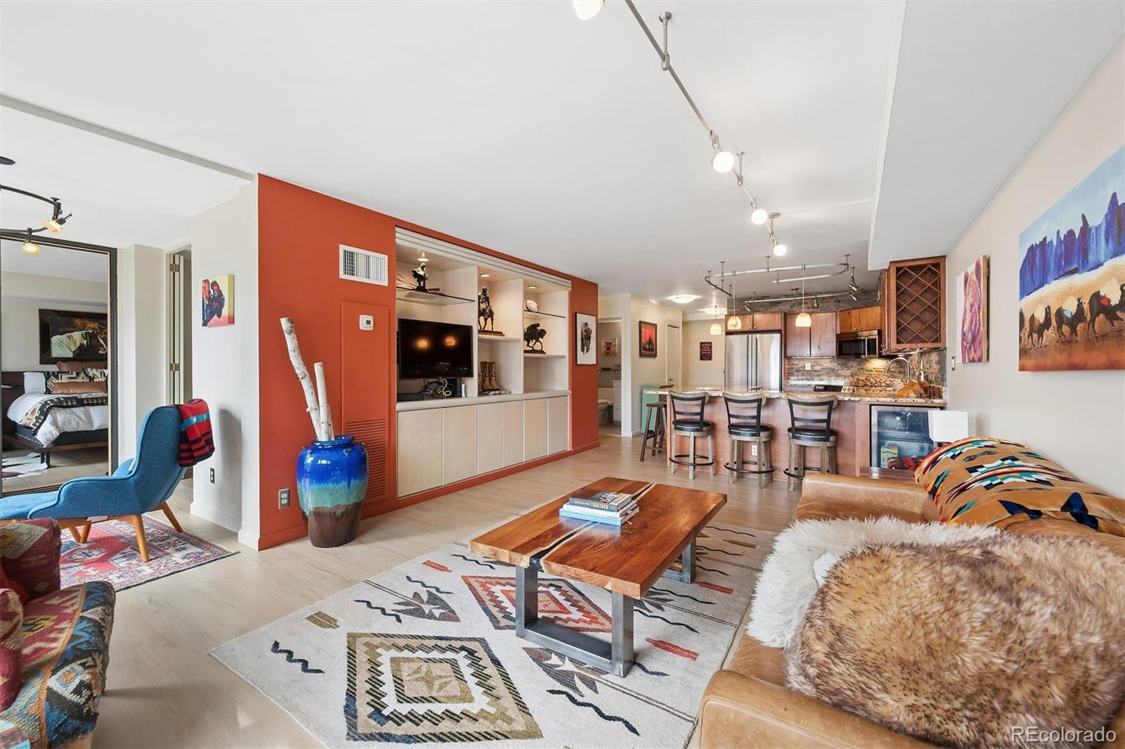 MLS Image #3 for 1551  larimer street,denver, Colorado