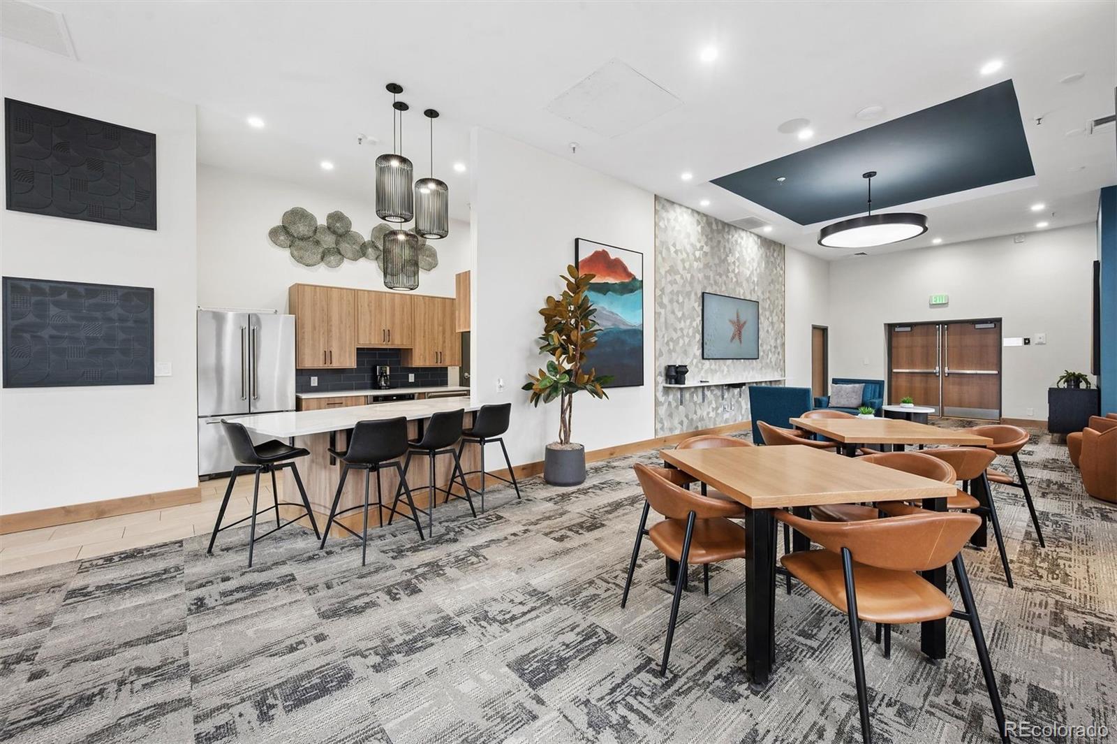 MLS Image #37 for 1551  larimer street,denver, Colorado