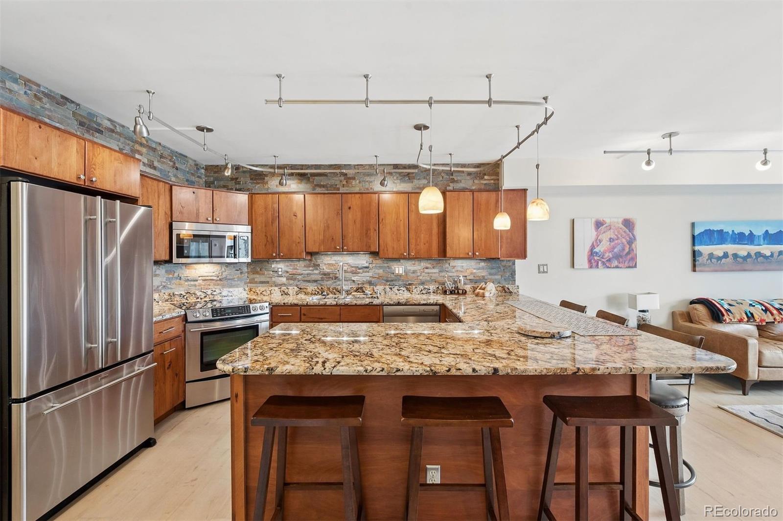 MLS Image #8 for 1551  larimer street,denver, Colorado