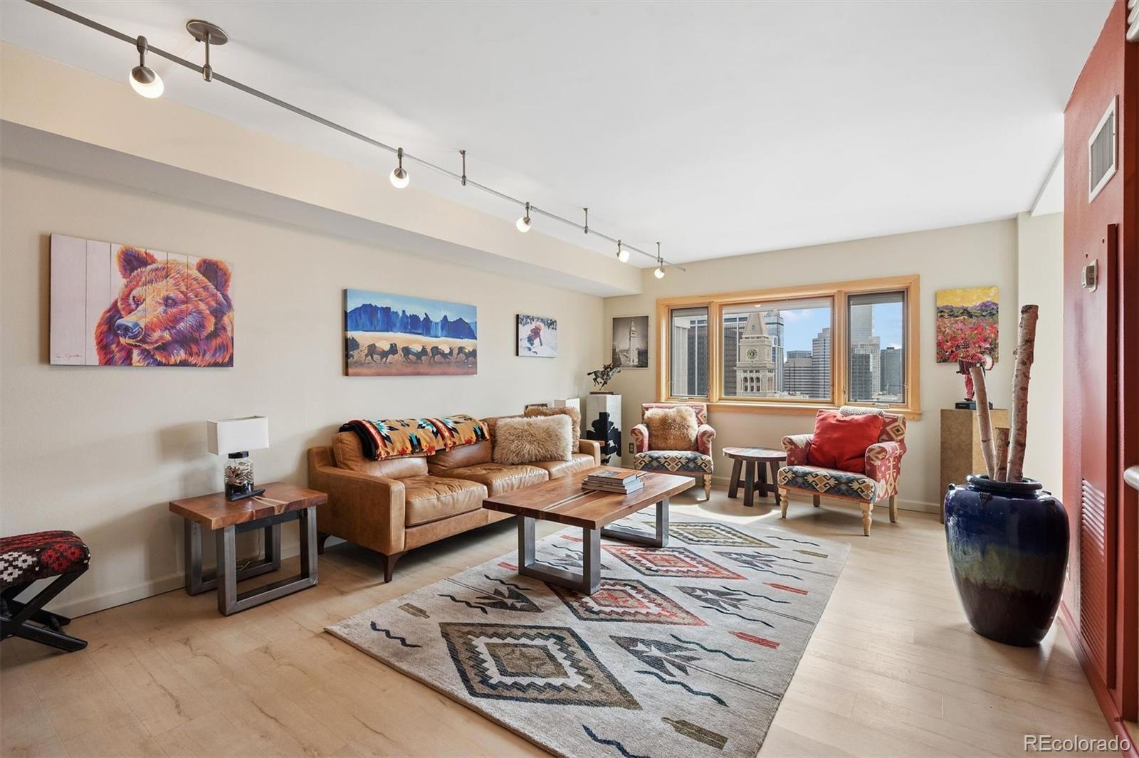 MLS Image #9 for 1551  larimer street,denver, Colorado
