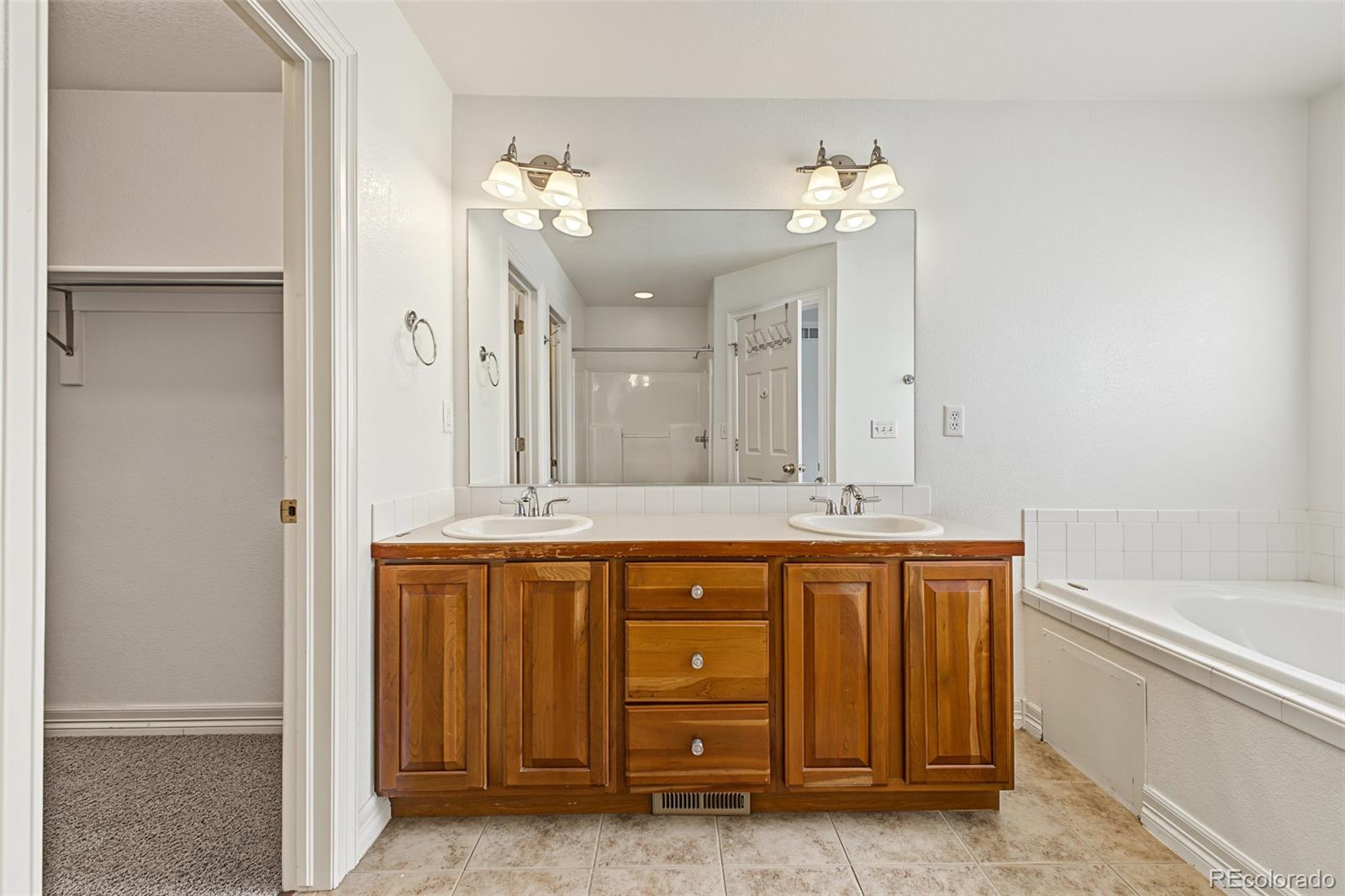 MLS Image #13 for 2210  coyote creek drive,fort lupton, Colorado