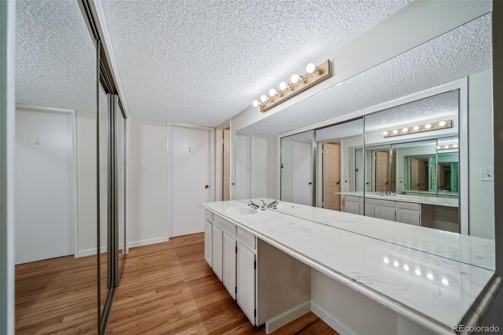 MLS Image #19 for 6955 e girard avenue a,denver, Colorado
