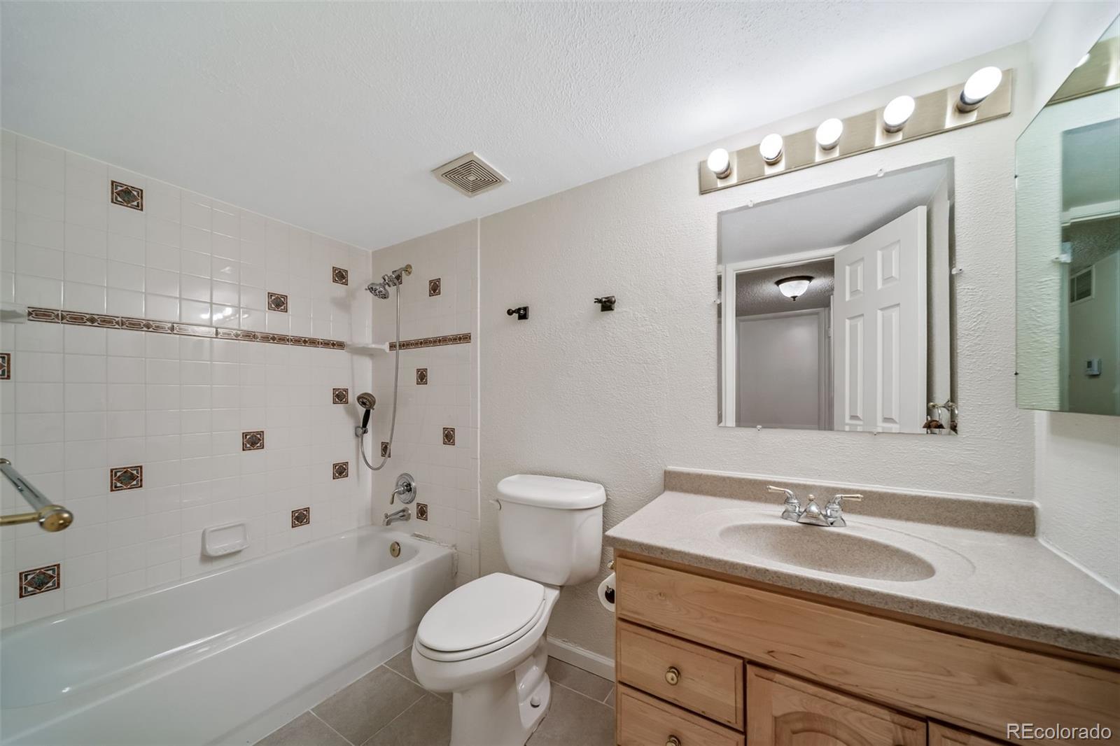 MLS Image #25 for 6955 e girard avenue a,denver, Colorado