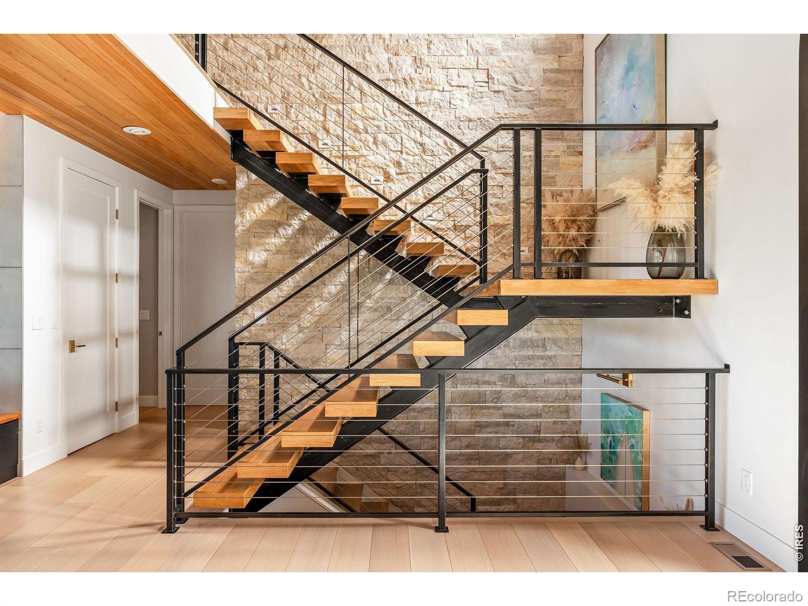 MLS Image #14 for 6915  goose point court,niwot, Colorado