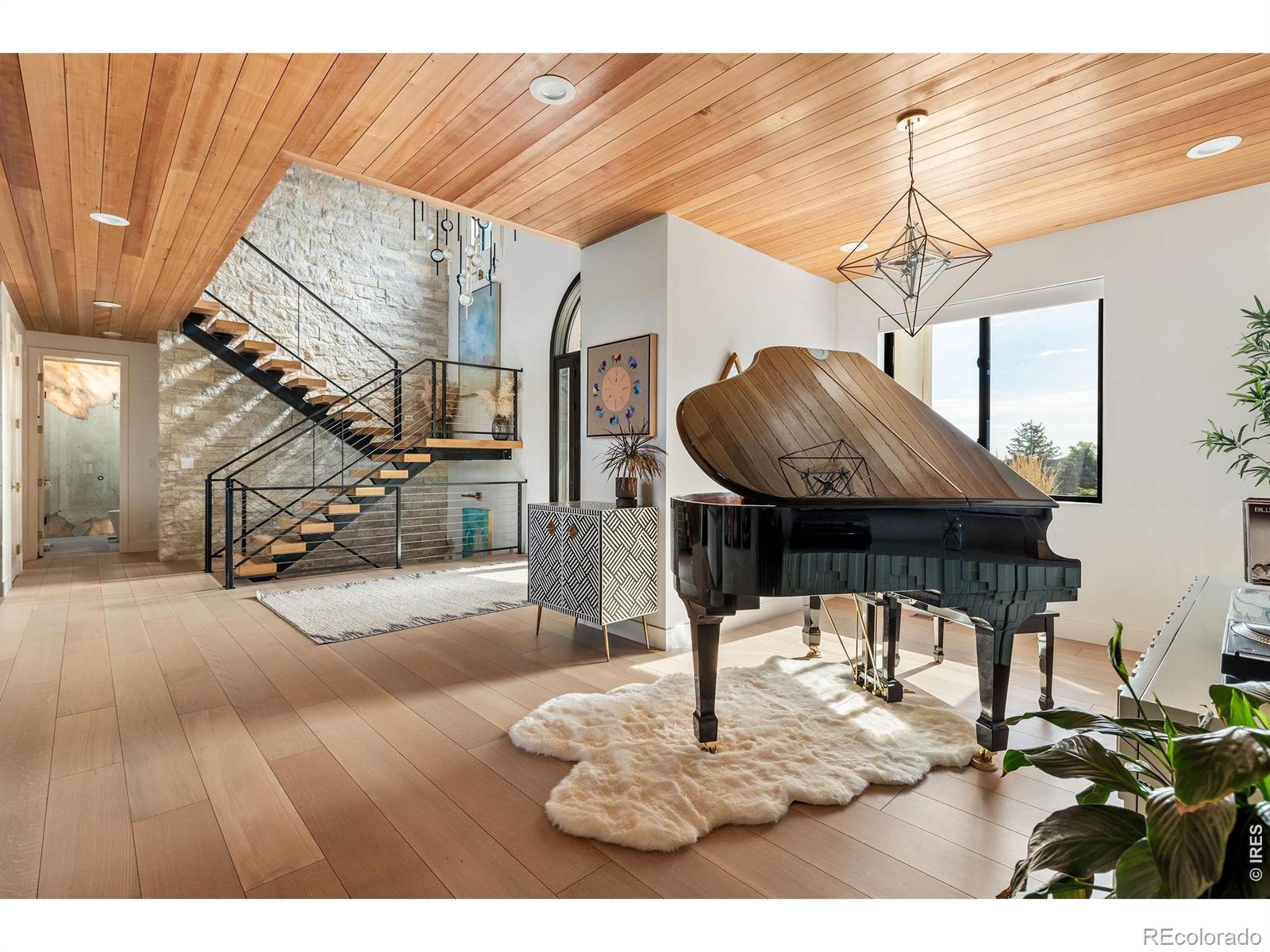 MLS Image #15 for 6915  goose point court,niwot, Colorado