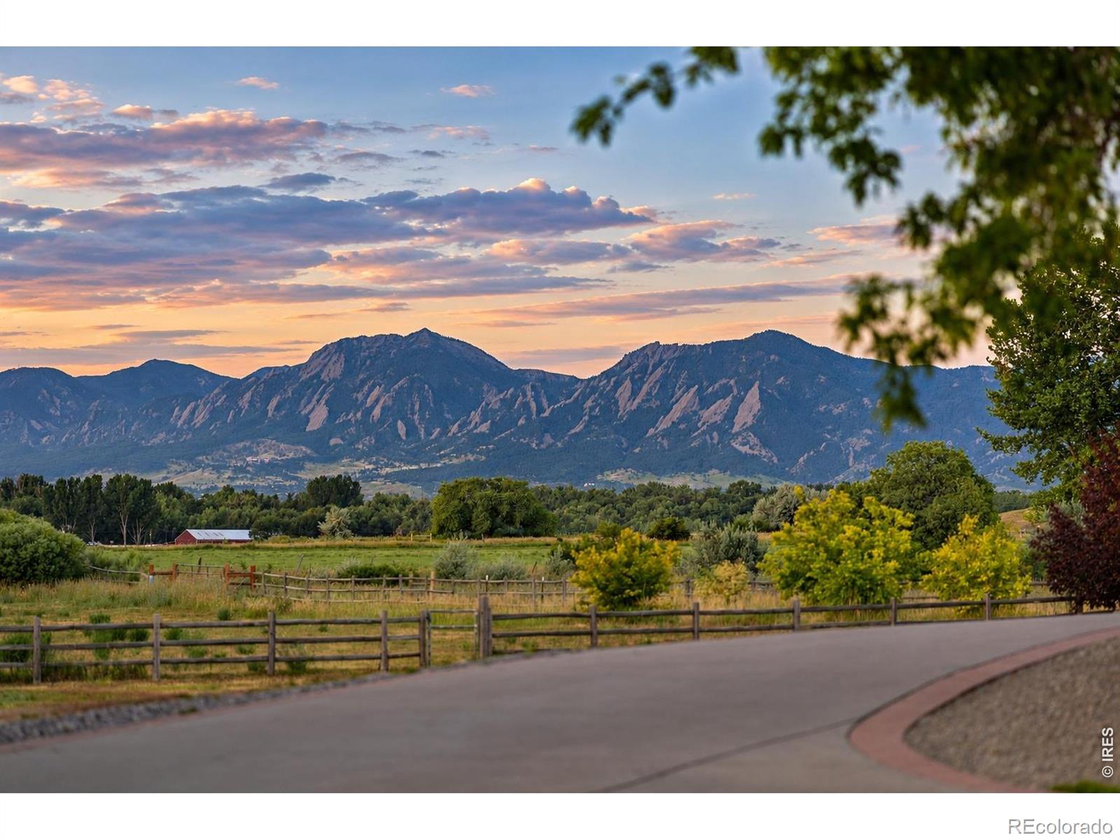 MLS Image #2 for 6915  goose point court,niwot, Colorado