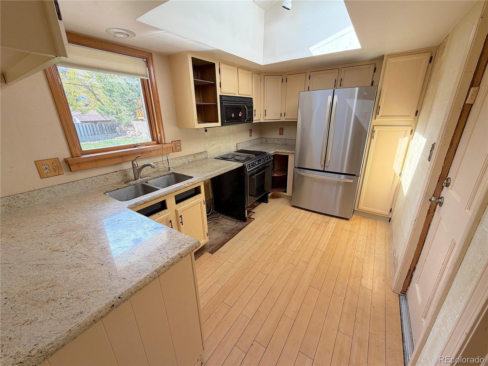 MLS Image #5 for 733  cypress drive,boulder, Colorado