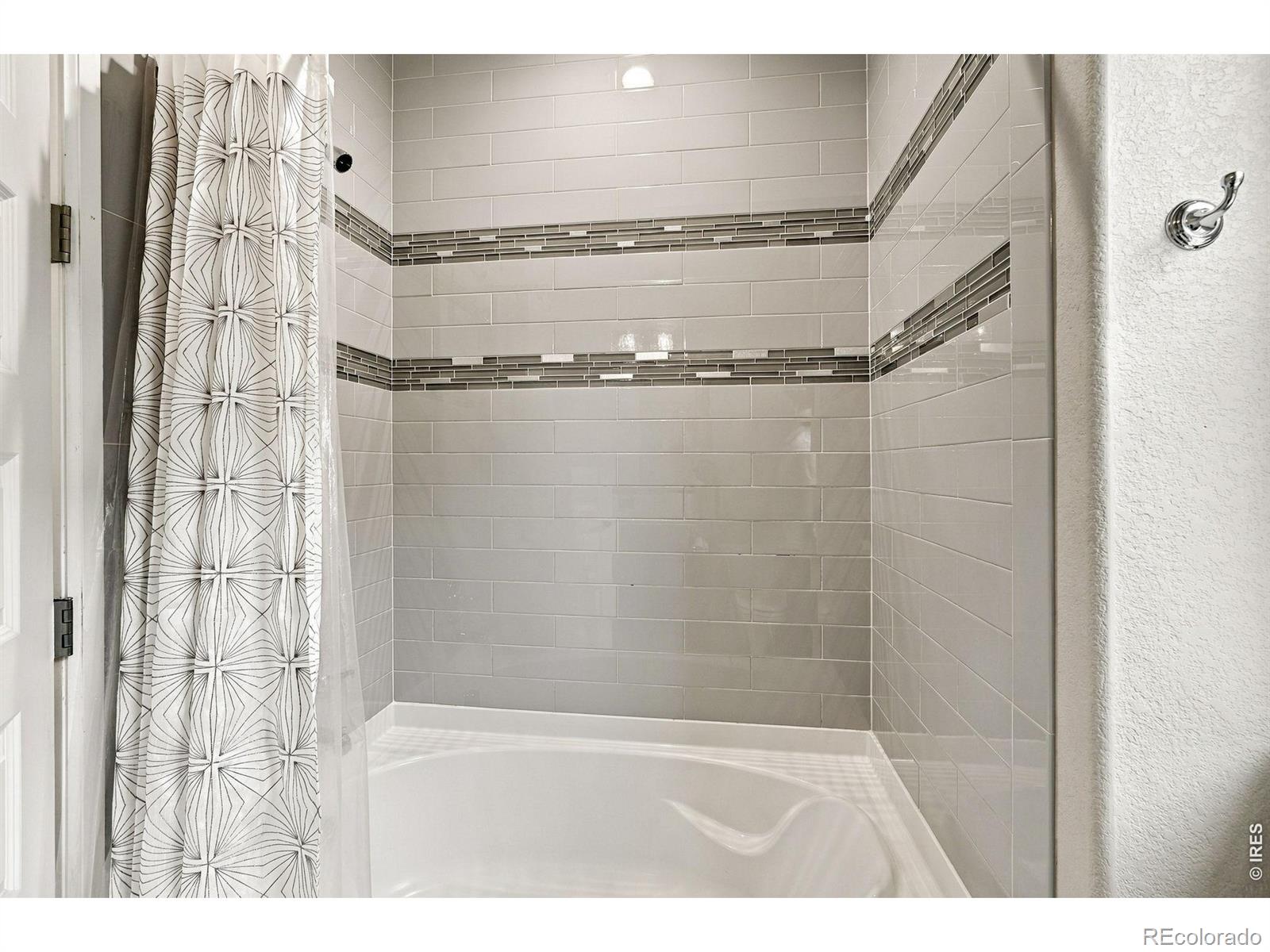 MLS Image #21 for 140  pebble brook court,erie, Colorado