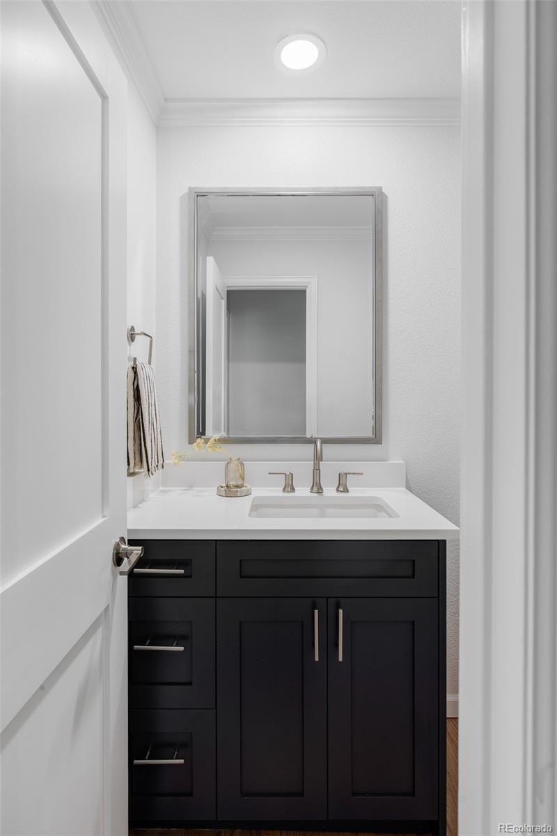 MLS Image #22 for 7401 s harrison way,centennial, Colorado
