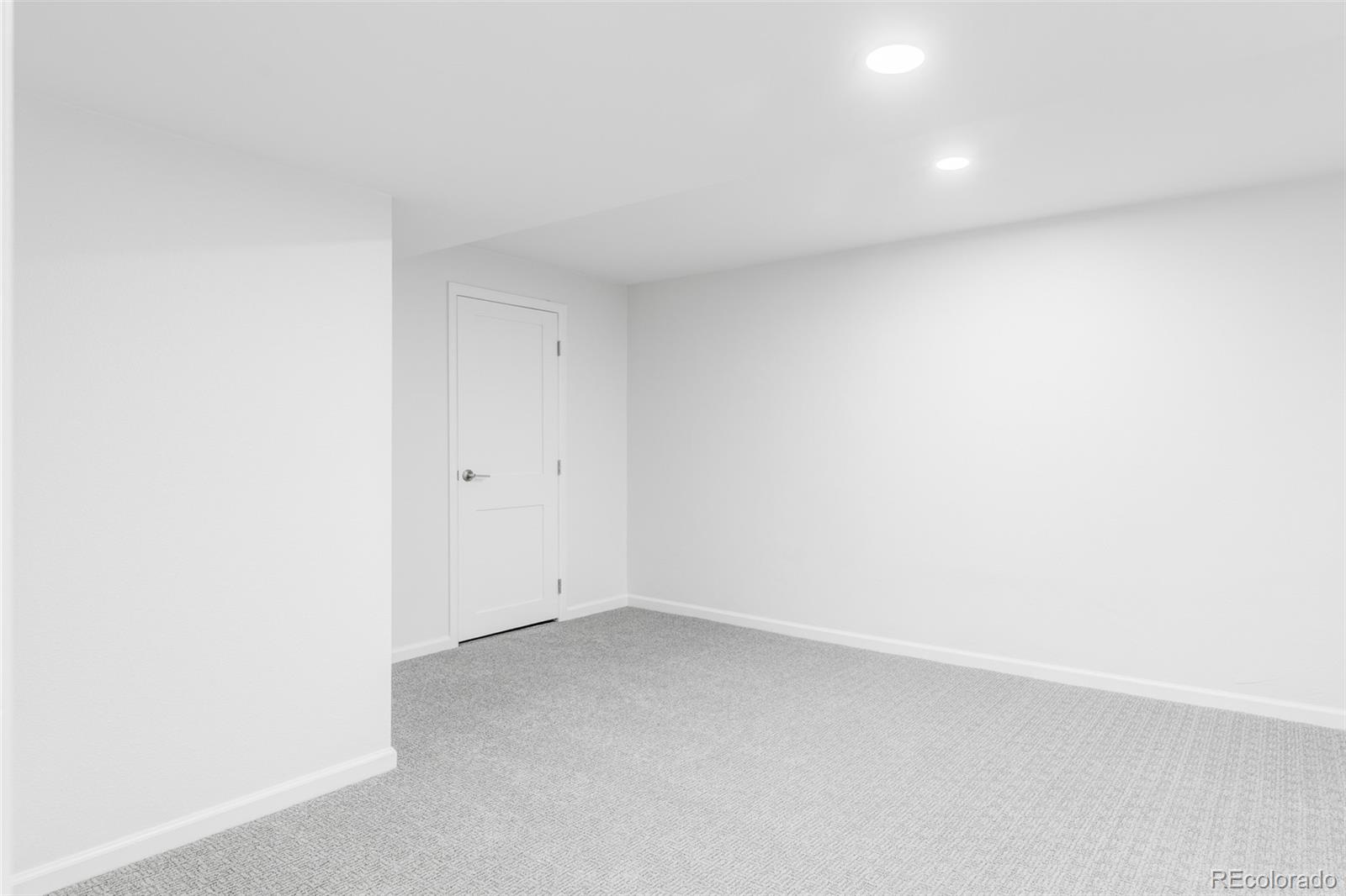 MLS Image #33 for 7401 s harrison way,centennial, Colorado