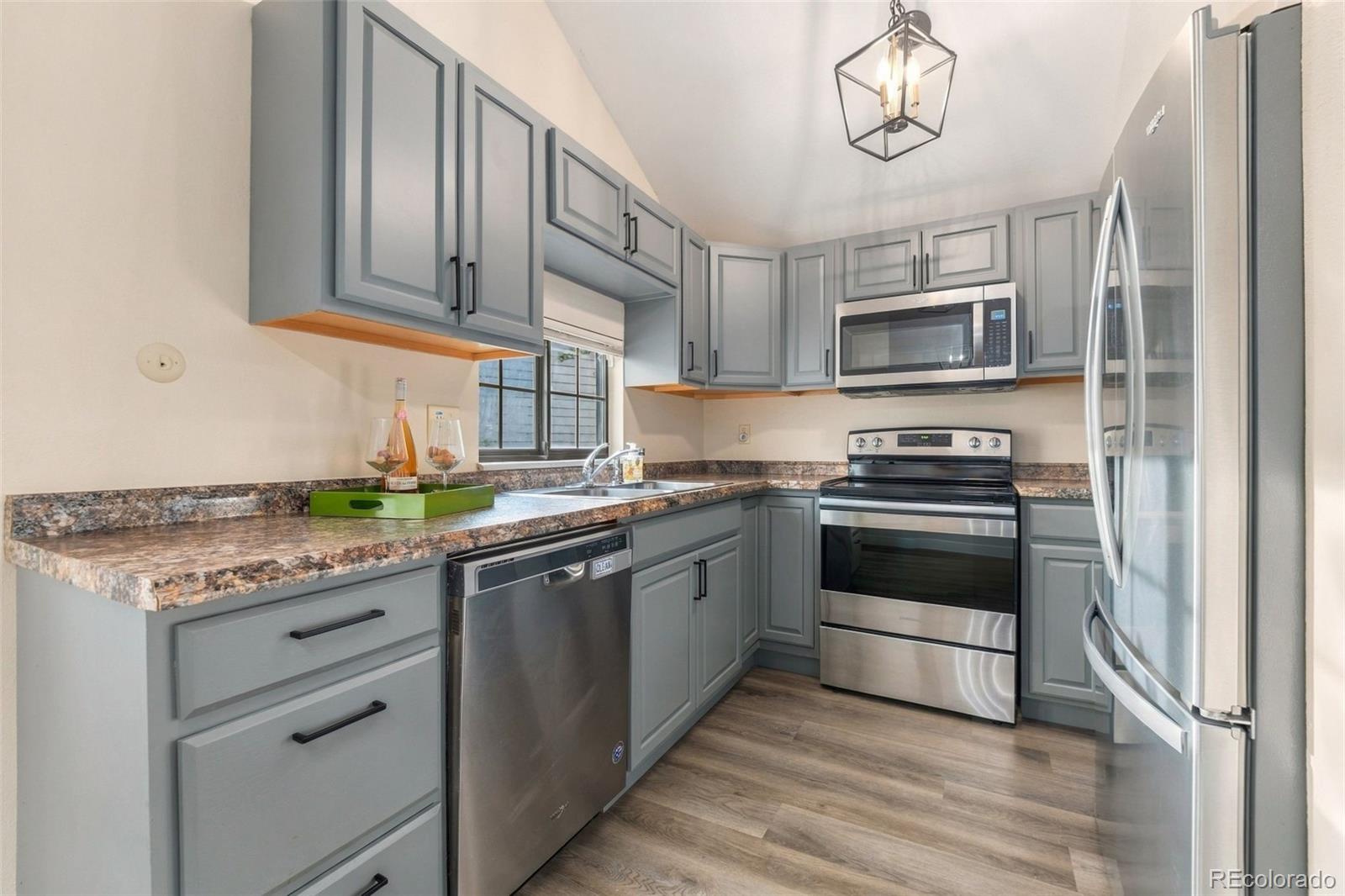 MLS Image #10 for 2975 s revere street,aurora, Colorado