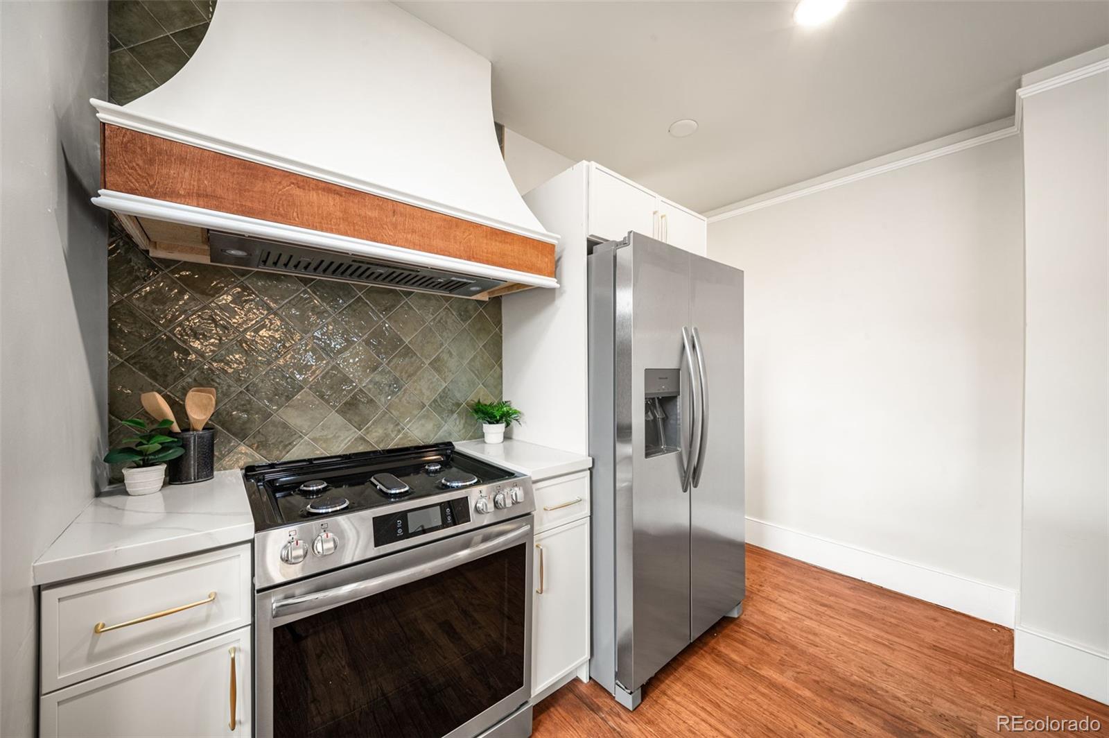 MLS Image #17 for 4925  wyandot street,denver, Colorado