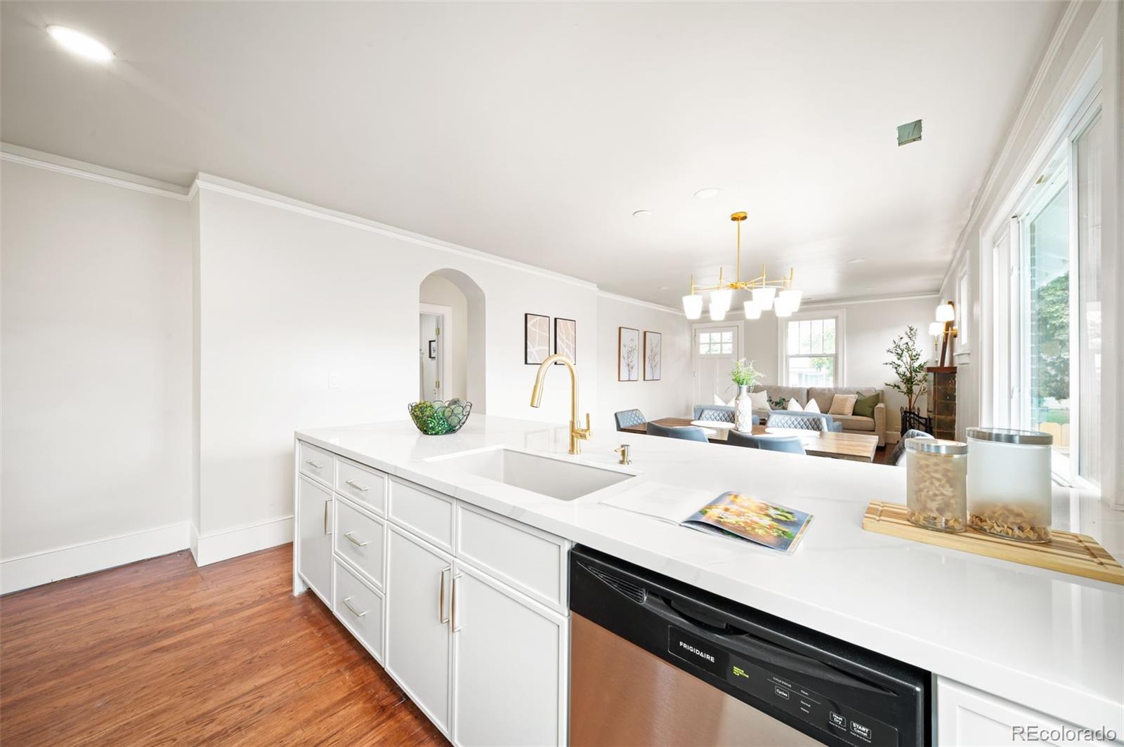 MLS Image #19 for 4925  wyandot street,denver, Colorado