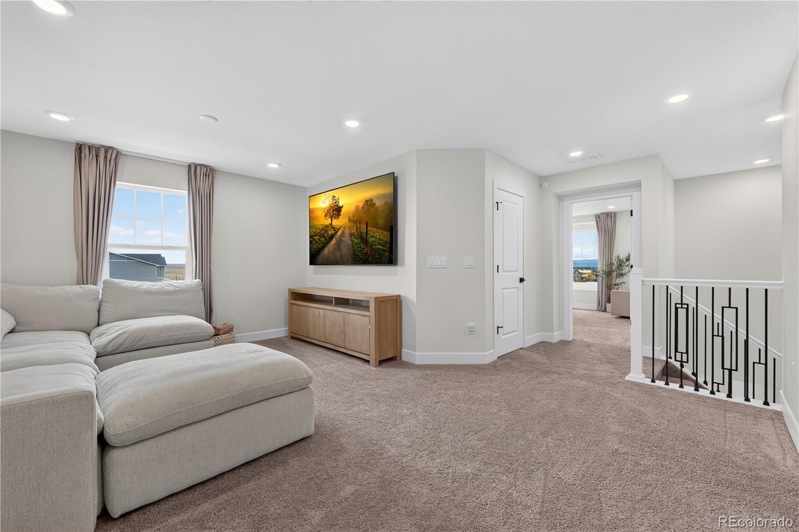 MLS Image #15 for 28788 e 6th place,watkins, Colorado
