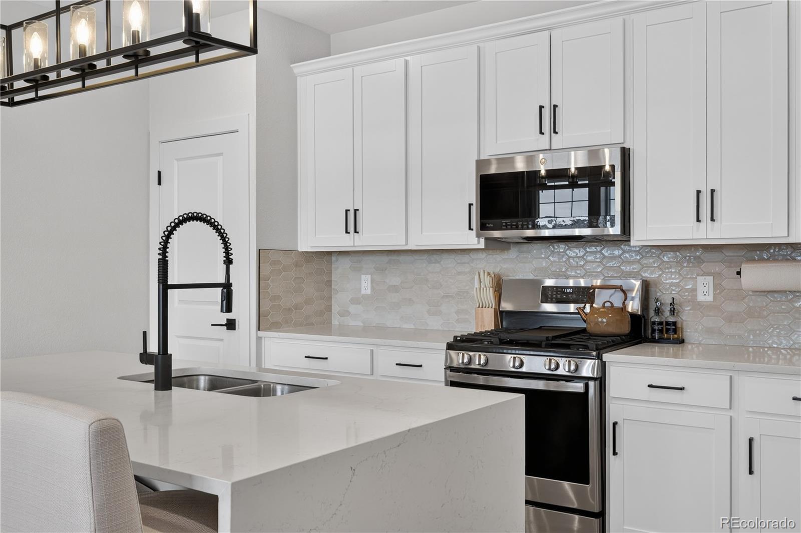 MLS Image #7 for 28788 e 6th place,watkins, Colorado
