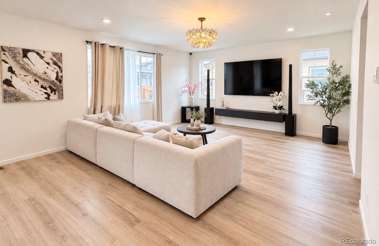 MLS Image #5 for 9142  telluride court,commerce city, Colorado