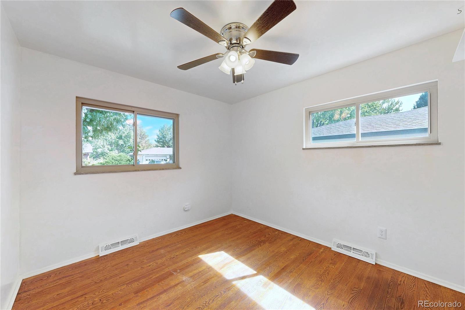 MLS Image #18 for 6962 e cornell avenue,denver, Colorado